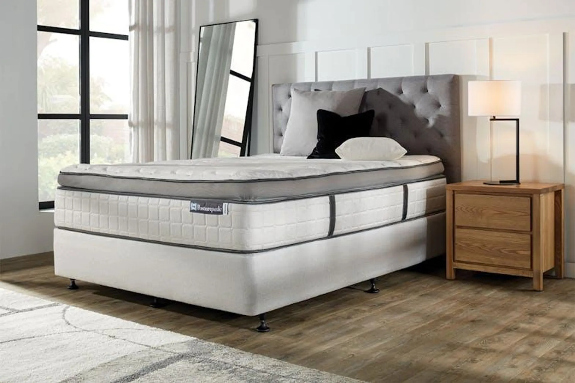 Highgrove Soft Queen Mattress by Sealy Posturepedic