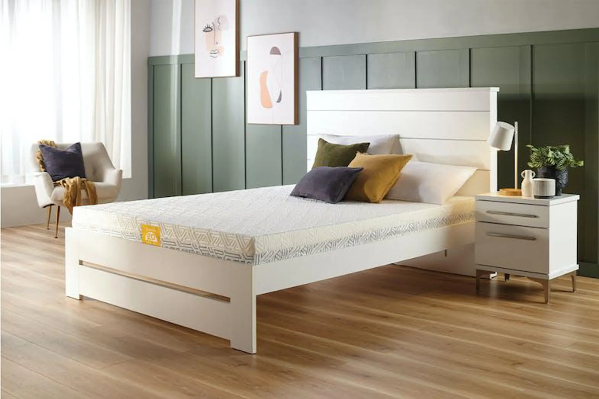 GO Premium Medium Queen Mattress by SleepMaker