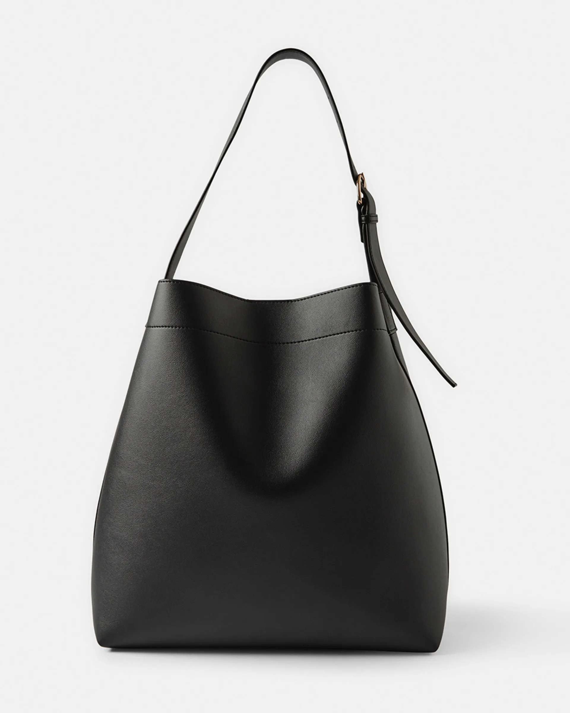 Betty Bucket Bag