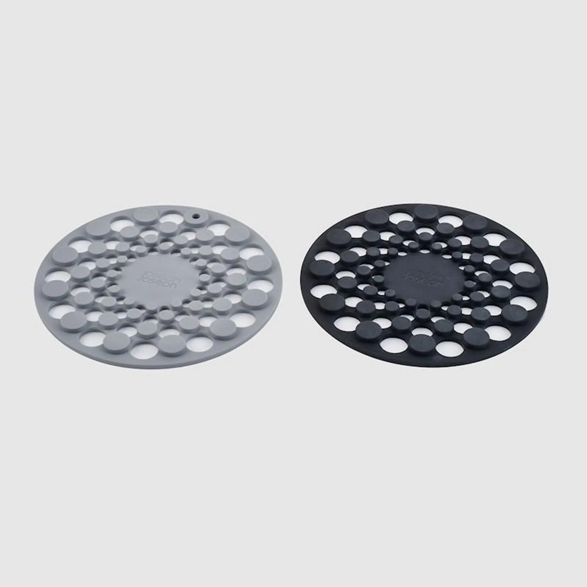 Joseph Joseph Spot On Set of 2 Silicone Round Trivets Grey