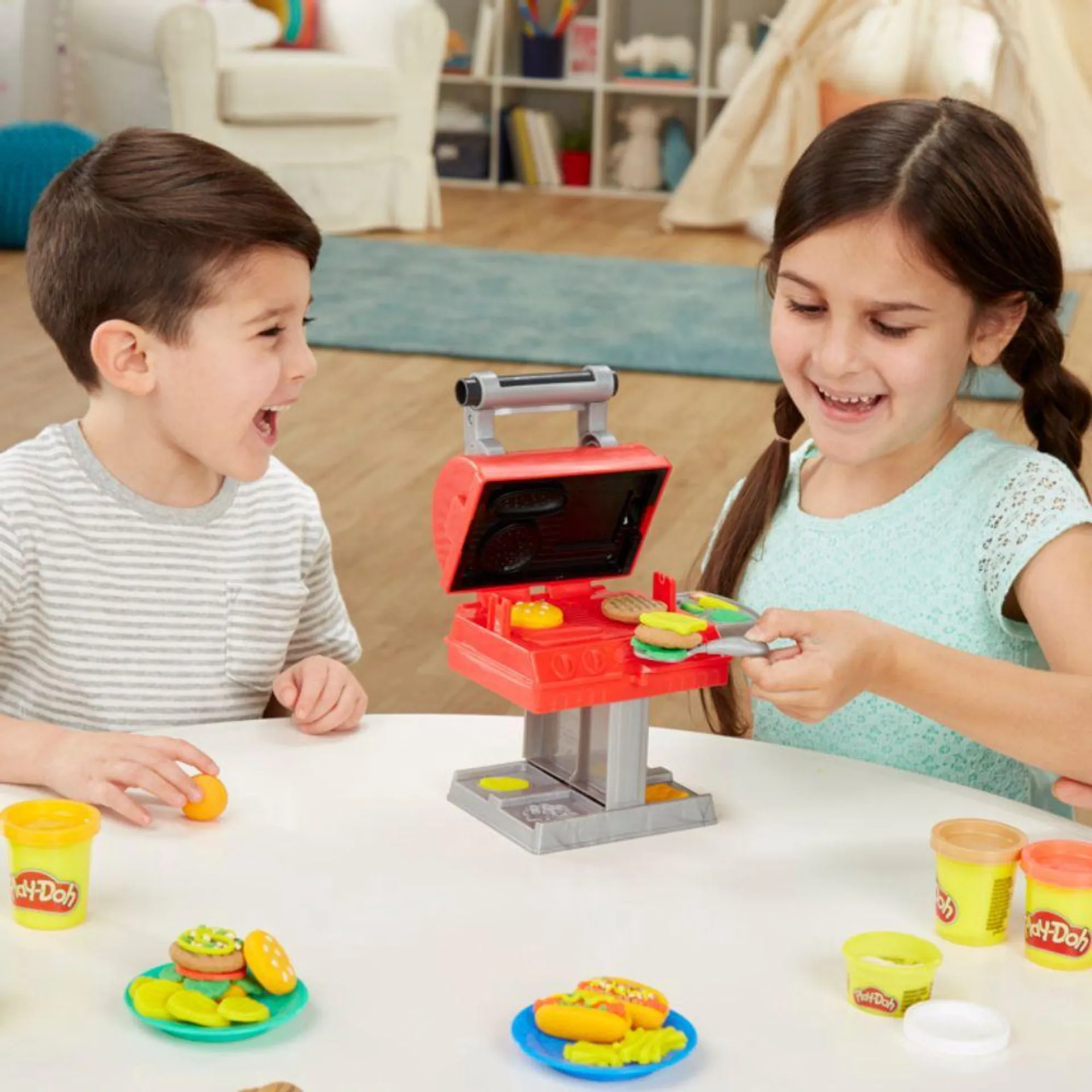 Masas y Plastilinas Play Doh Kitchen Creations Super Barbacoa