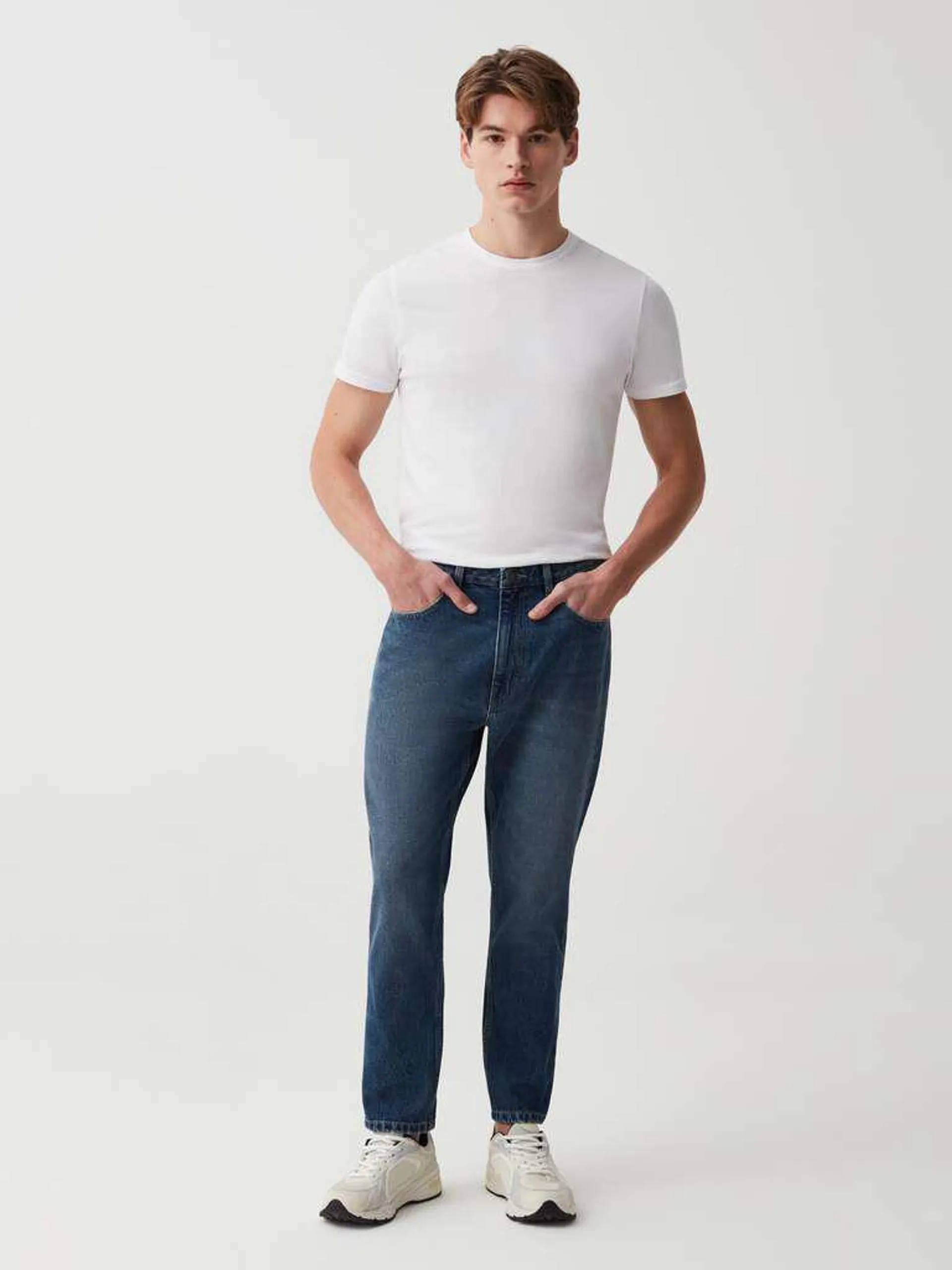 Medium Wash Carrot-fit jeans with fading