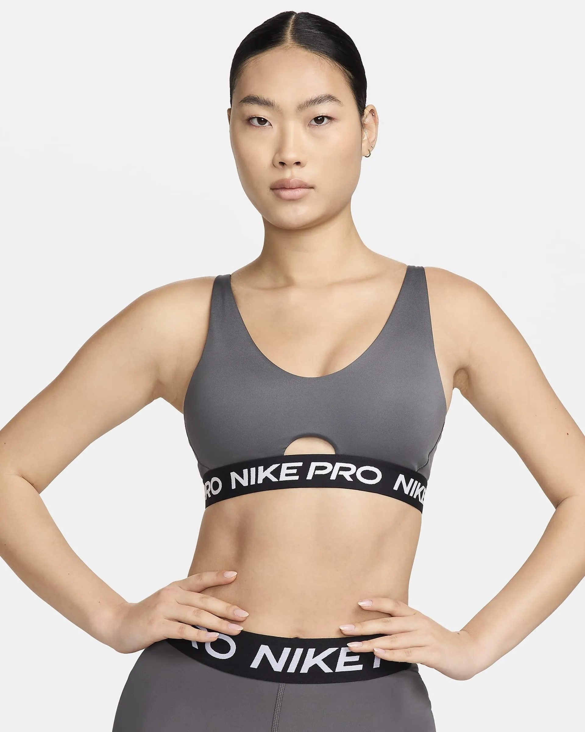 Nike Pro Indy Plunge