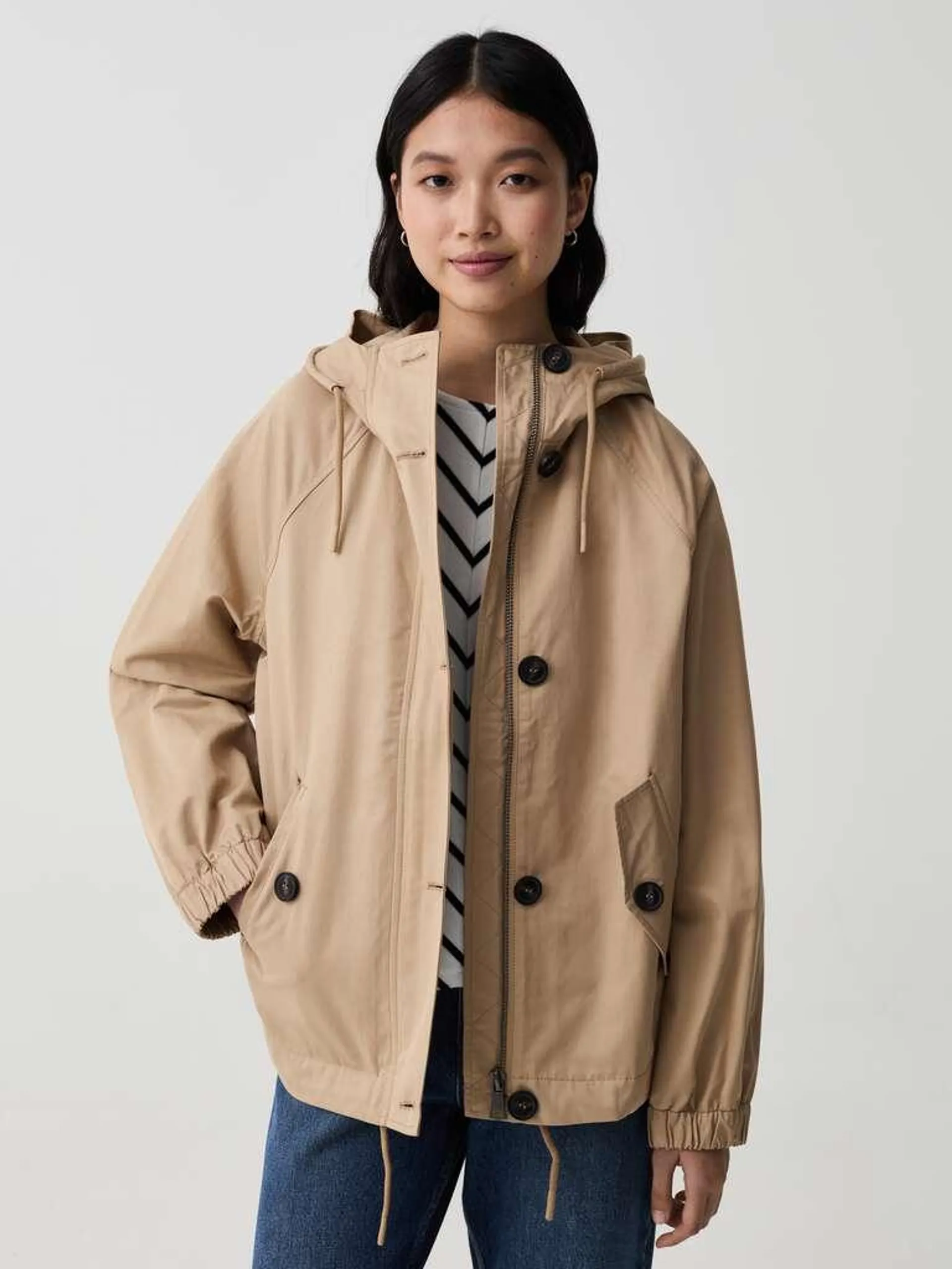 Beige Parka corto oversize maniche raglan