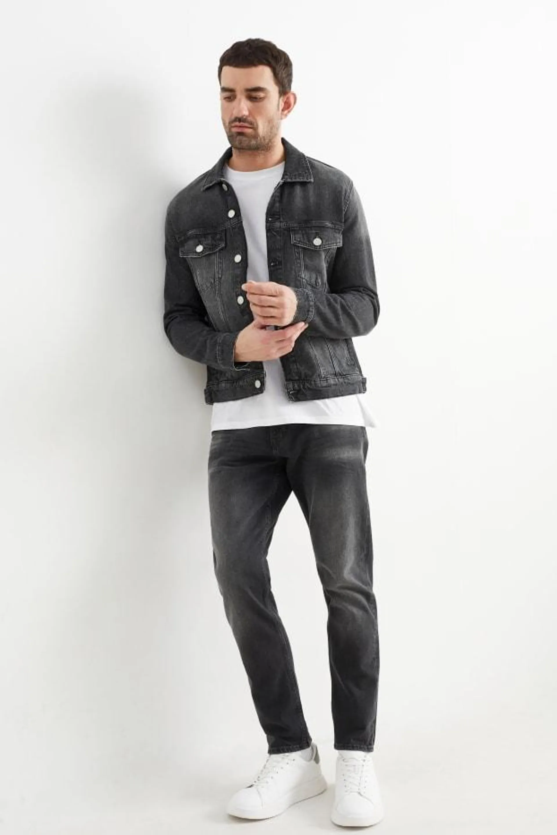 Slim tapered jeans - LYCRA®