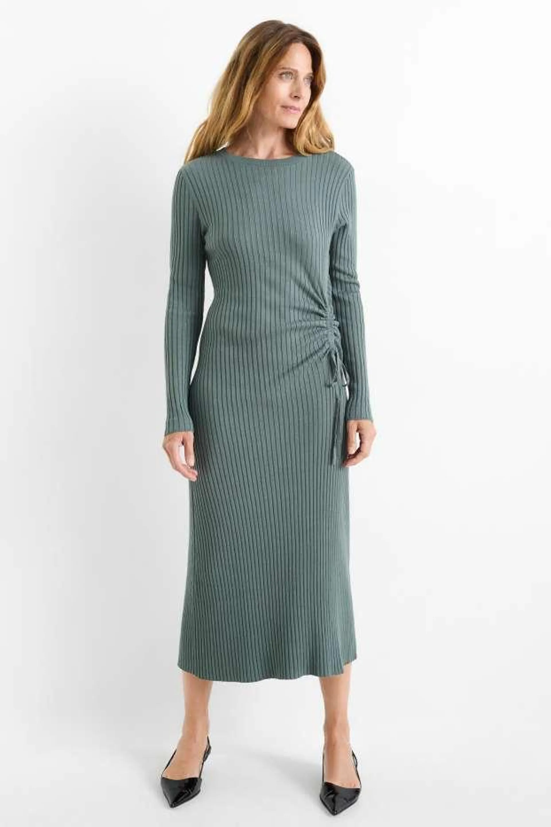 Knitted dress - ribbed