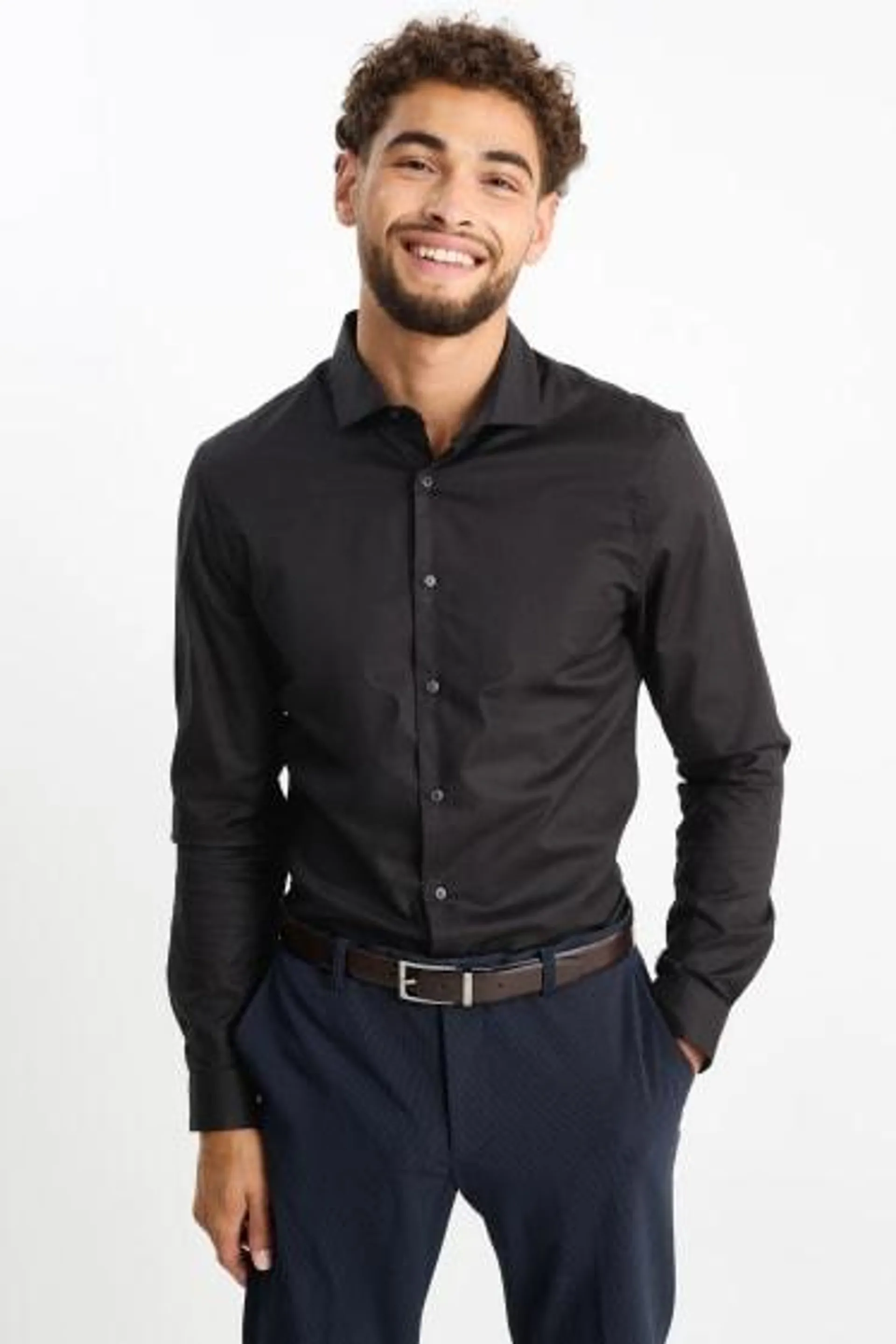 Business shirt - body fit - cutaway collar - easy-iron - LYCRA®