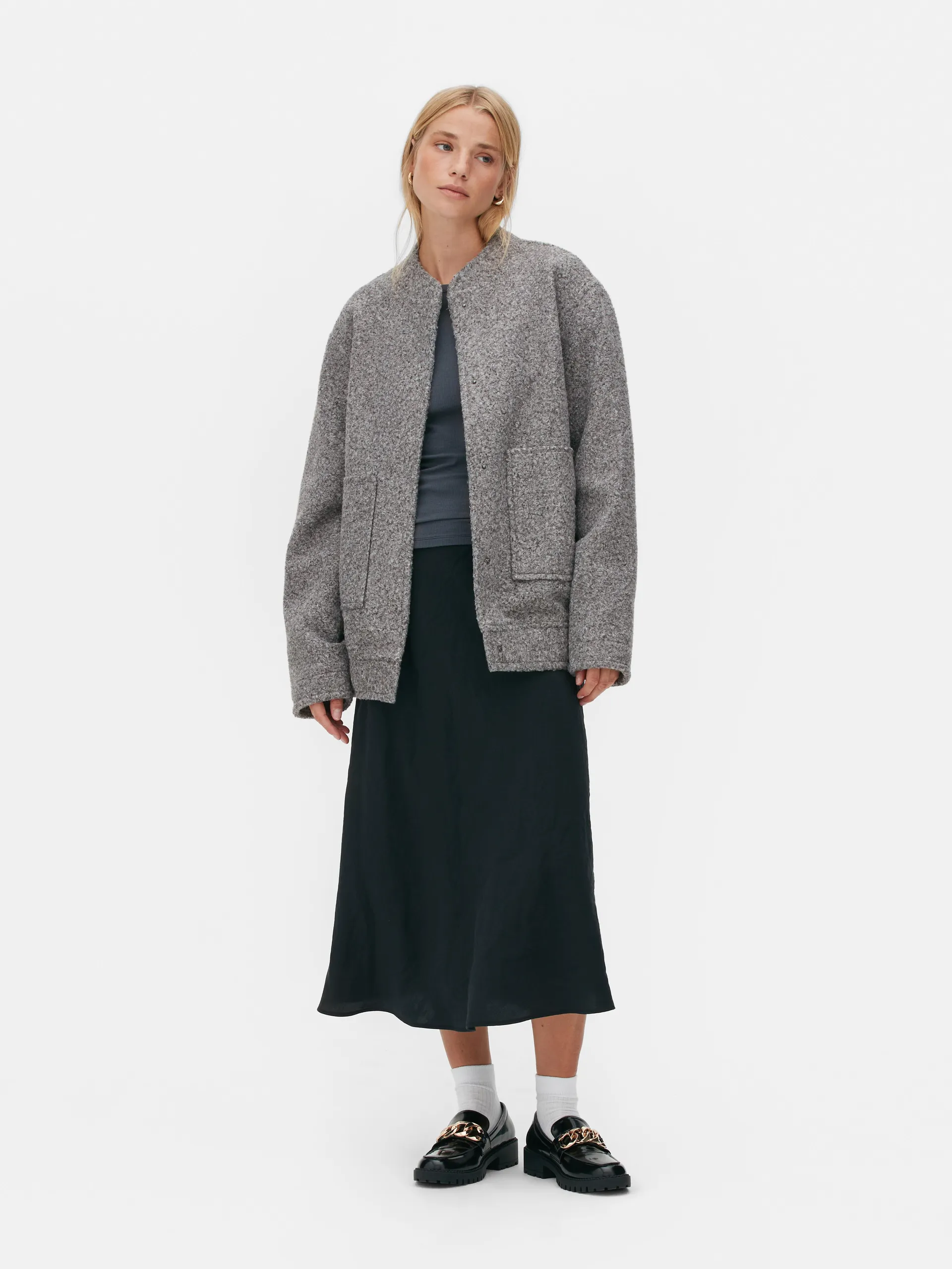 „The Edit“ Bouclé-Bomberjacke