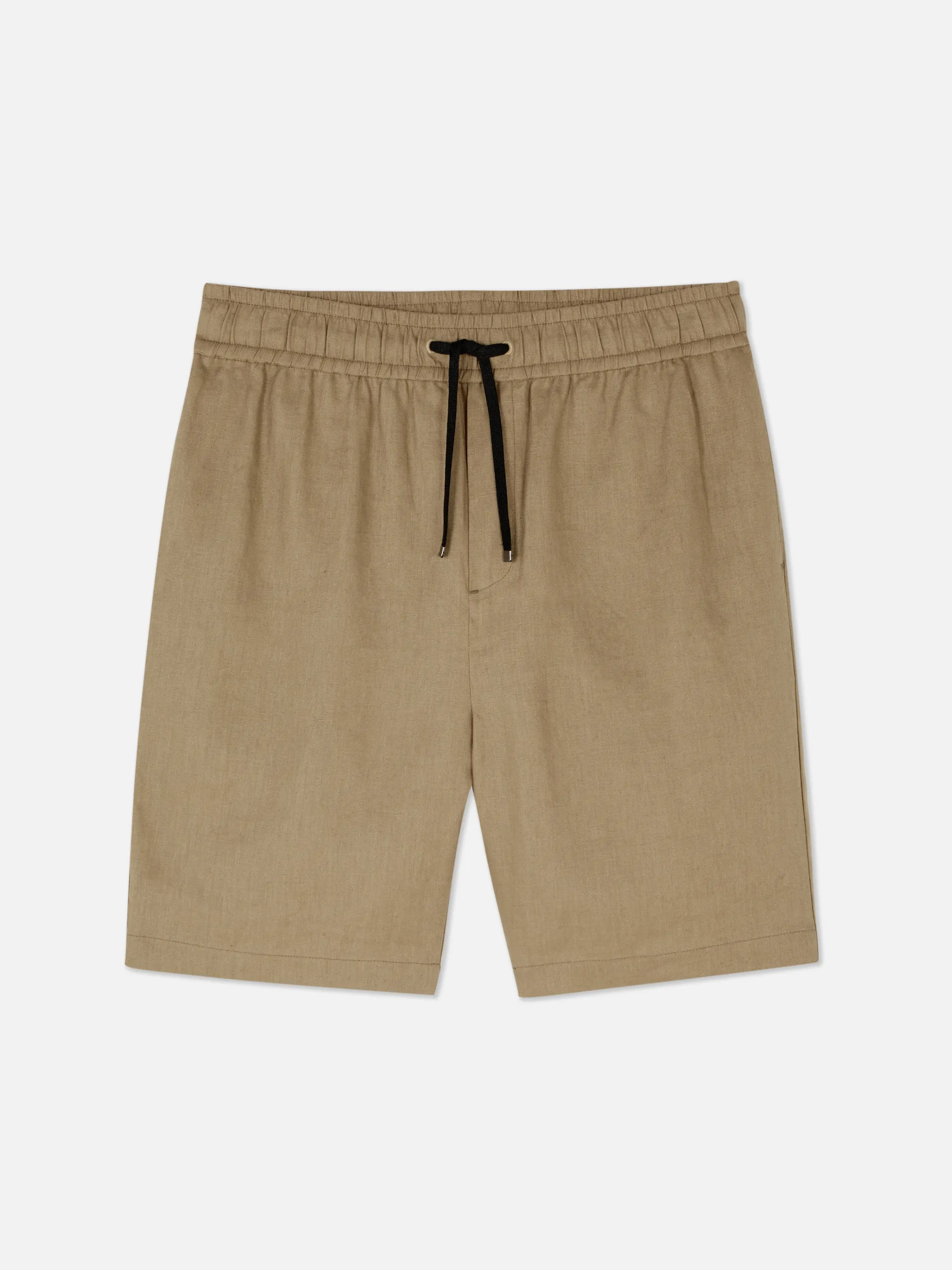 Sport casual looks in these drawstring linen shorts from the Kem collab