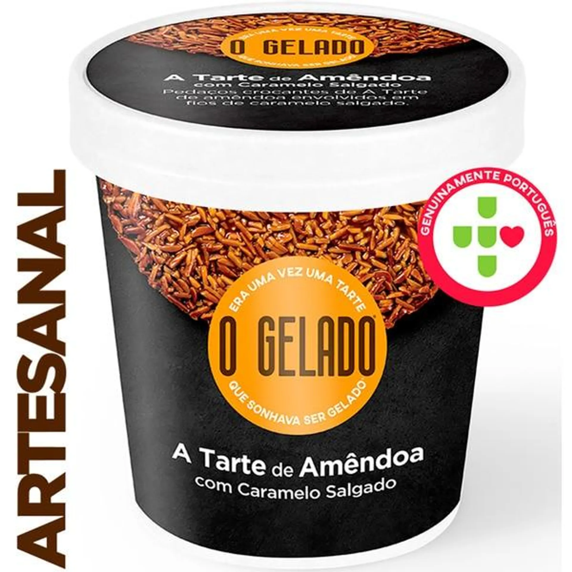 Gelado com Pedaços de Tarte de Amêndoa e Caramelo Salgado