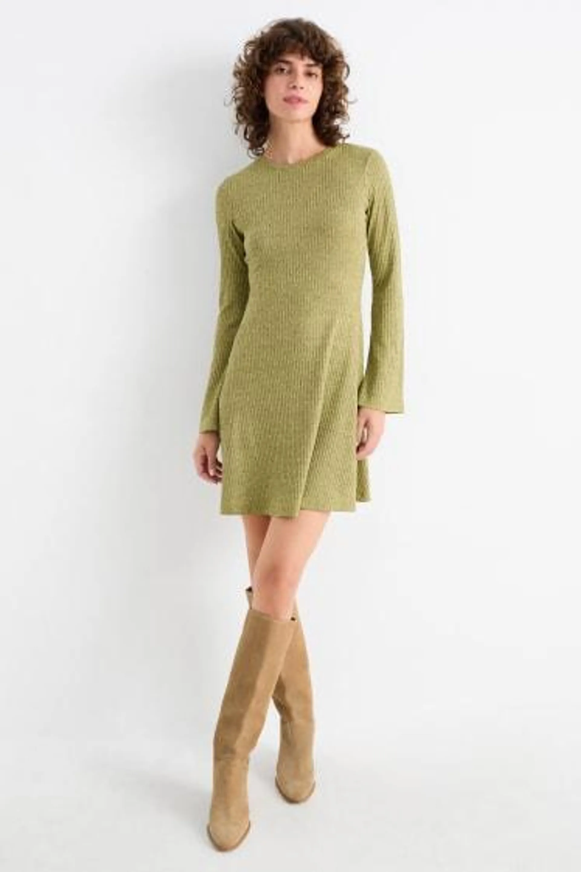 Knitted dress - ribbed