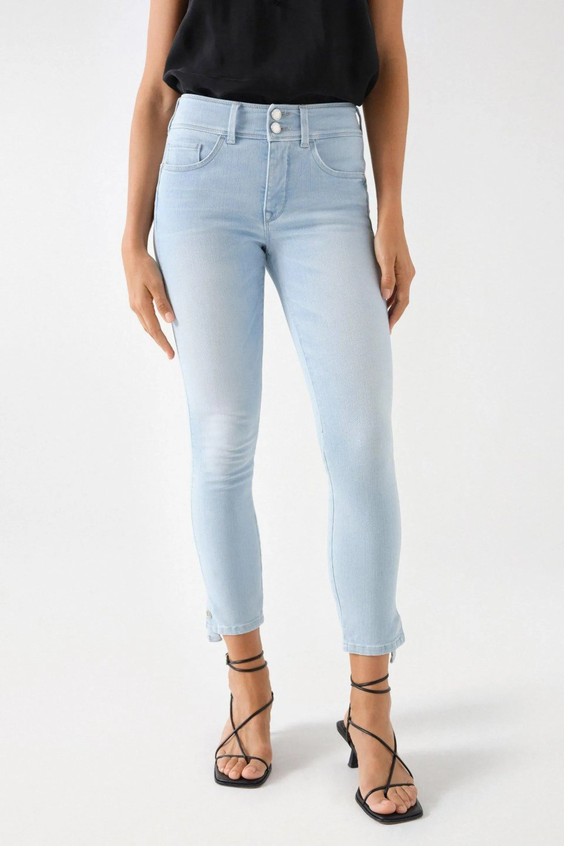 VAQUEROS SECRET PUSH IN CROPPED SKINNY