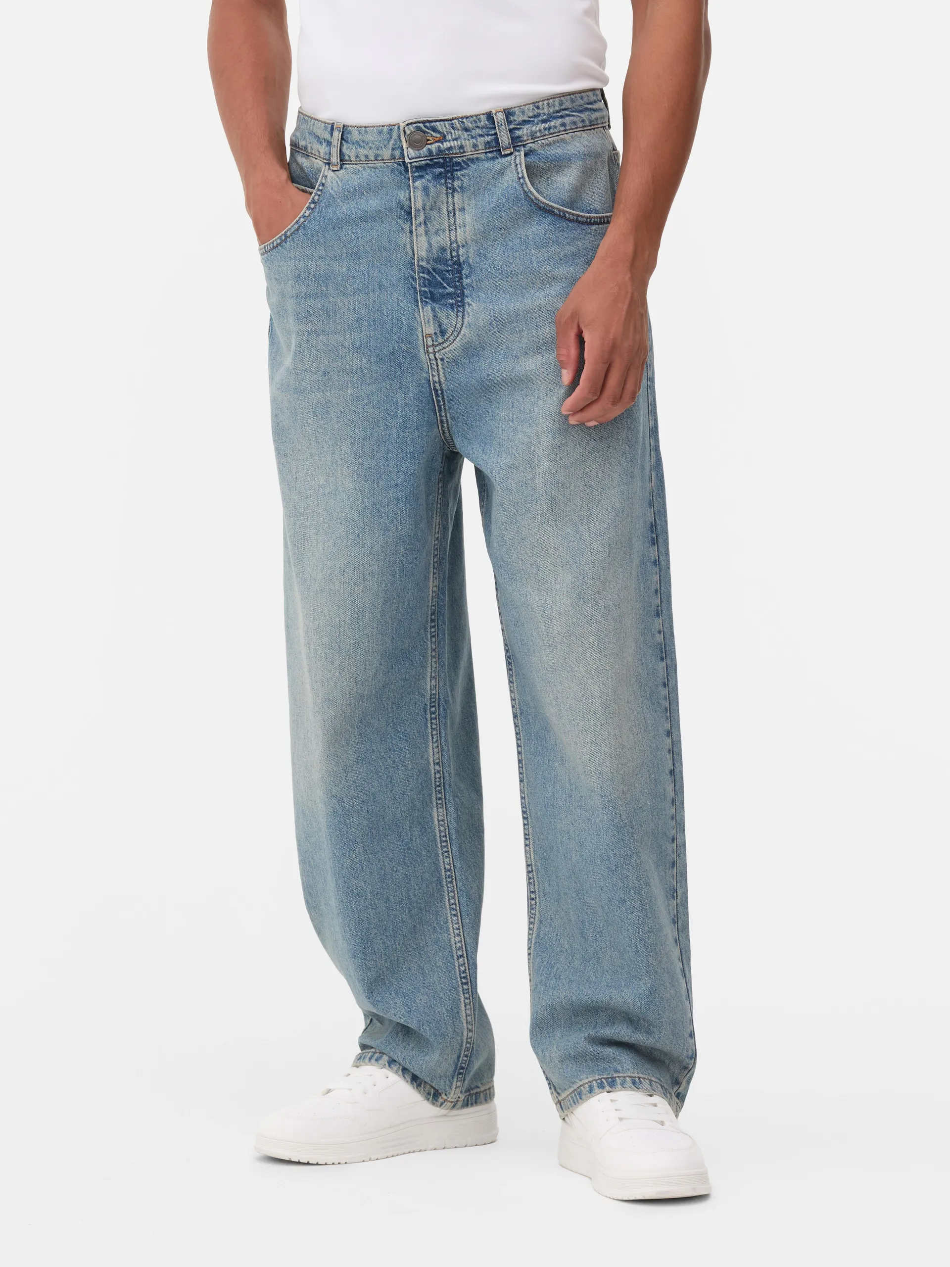 Loose Fit Jeans