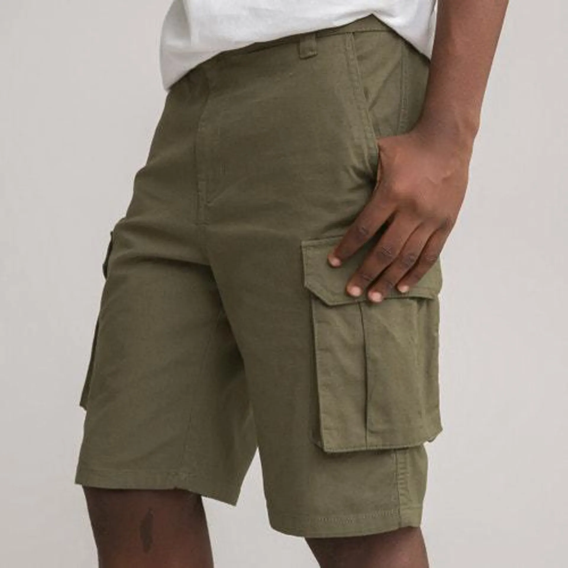 Bermudas à militar