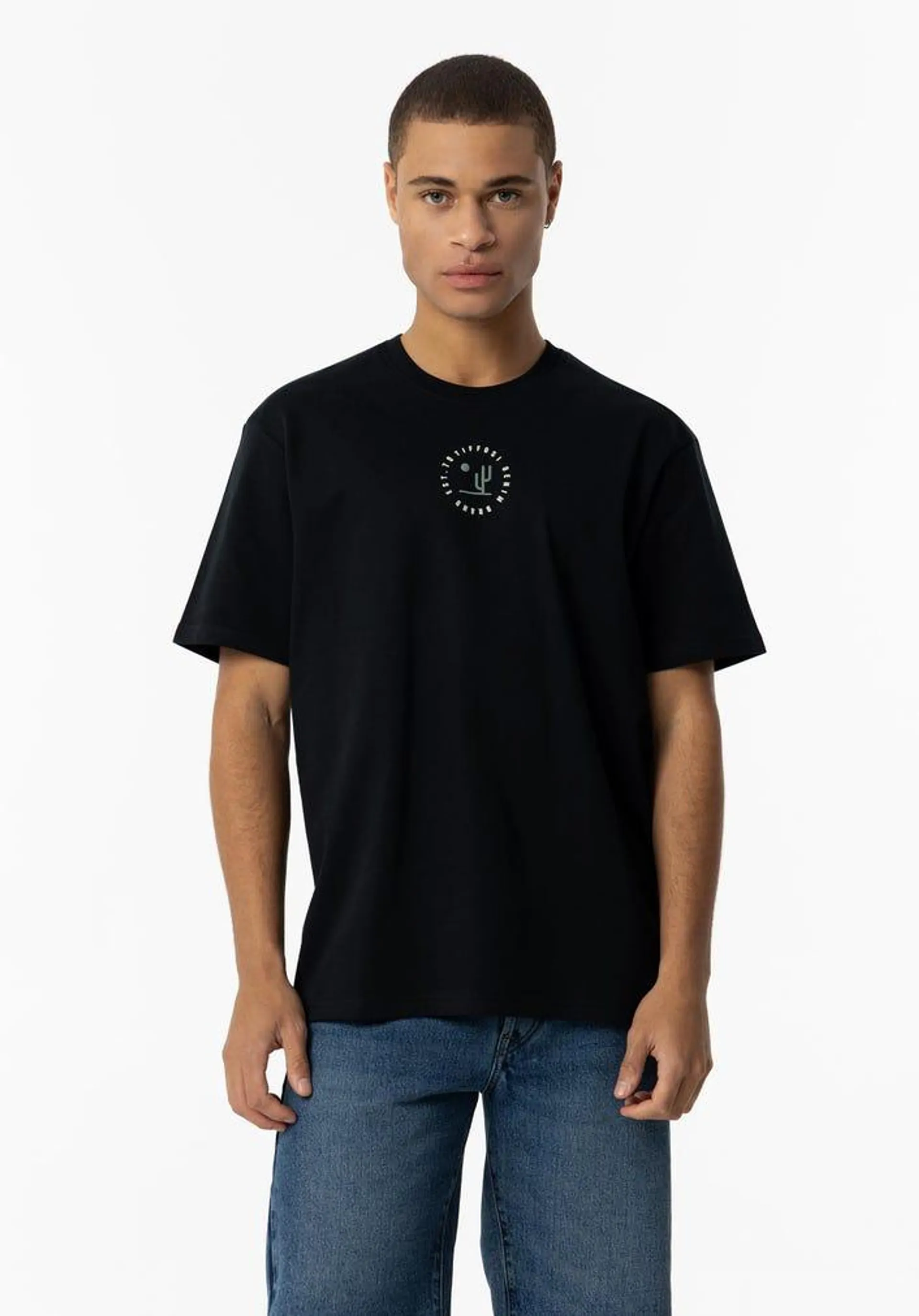 T-shirt Estampado Frontal com Relevo