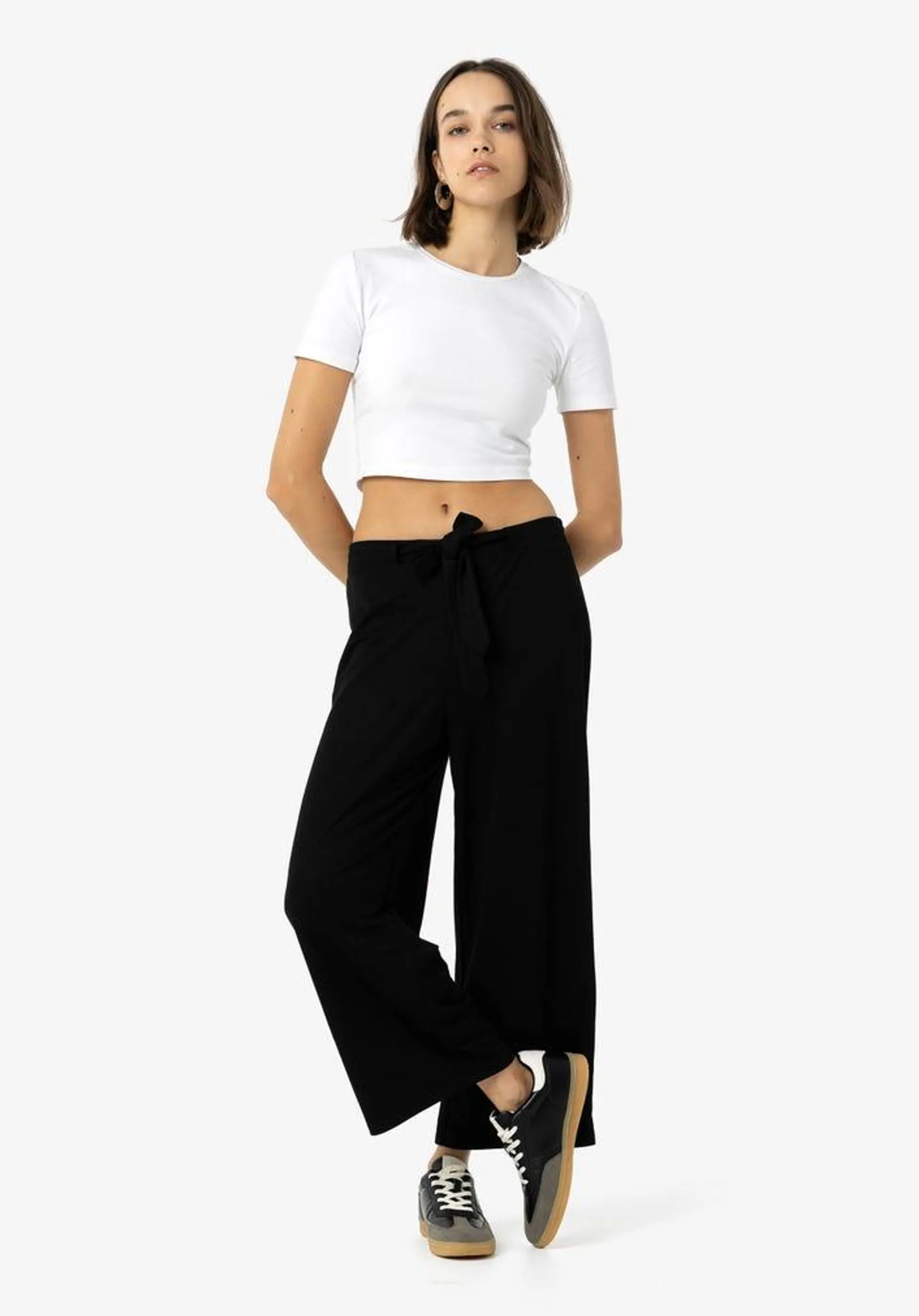 Calças Culotte Wide Leg com Cinto