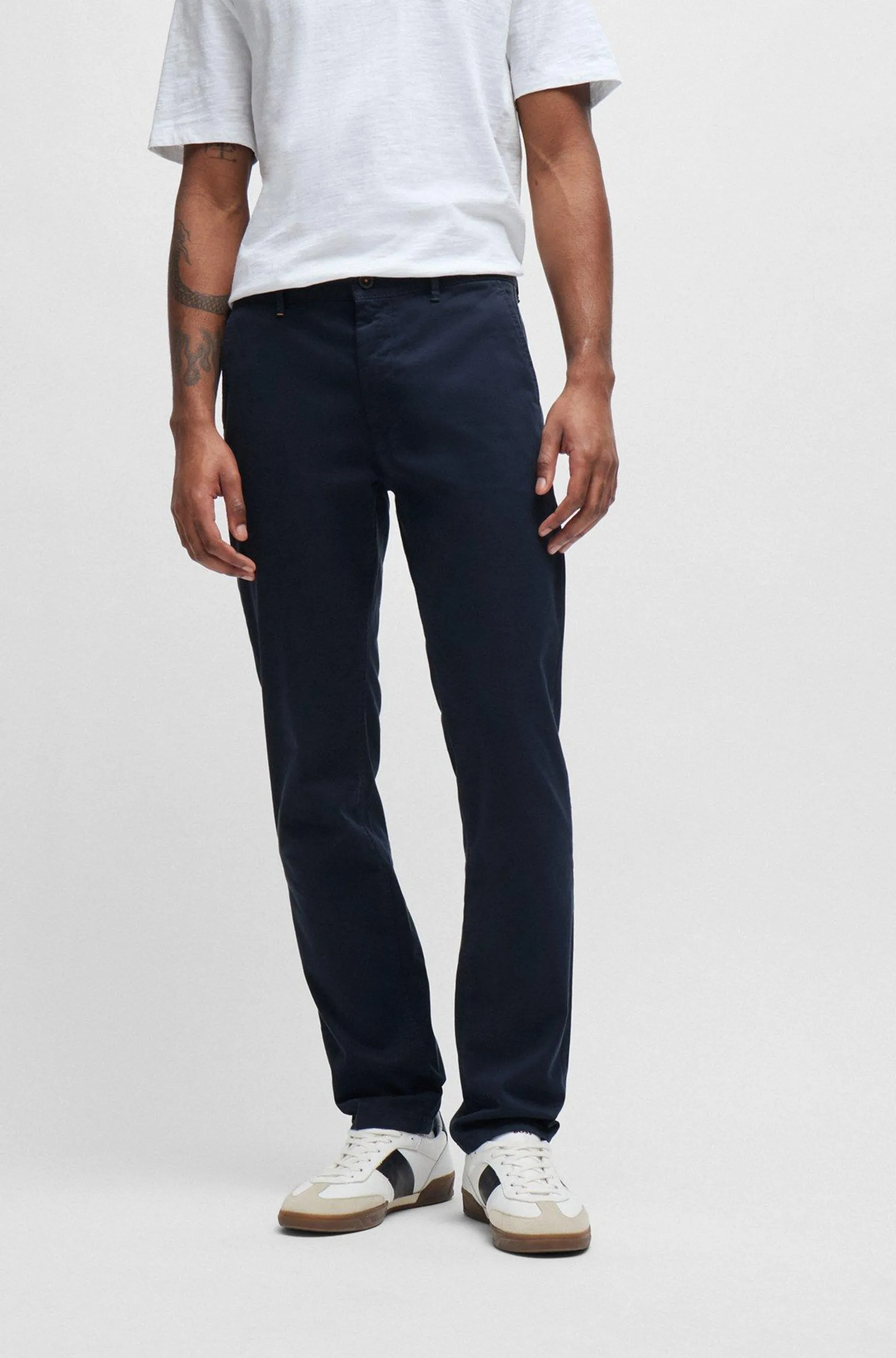 Pantalones chinos slim fit de raso de algodón elástico