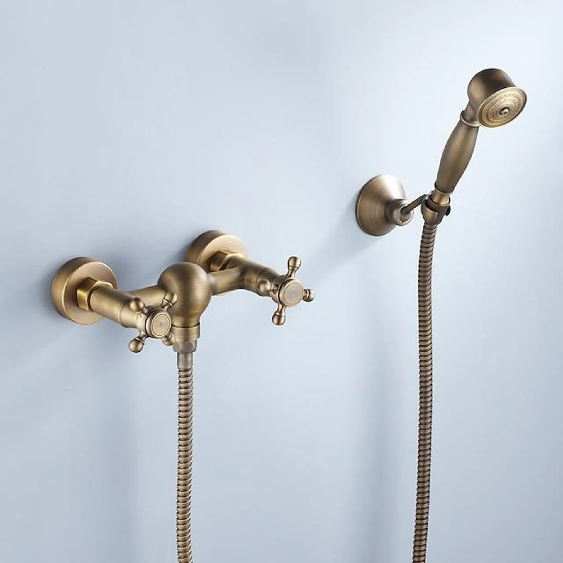 badkraan met handdouche, aan de muur gemonteerde antieke messing badkraan retro-stijl warm en koud water badkraan douchearmatuur voor badkamer douche