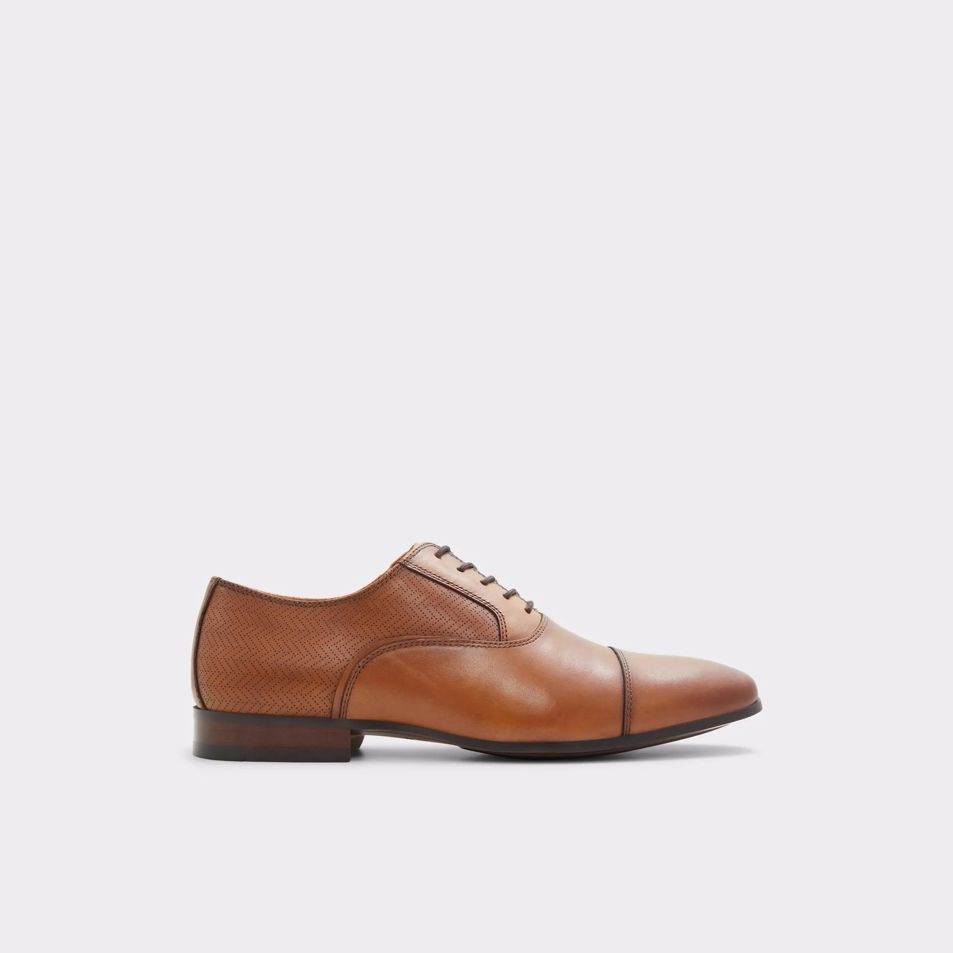Sapatos clássicos em pele cognac - ALBECK