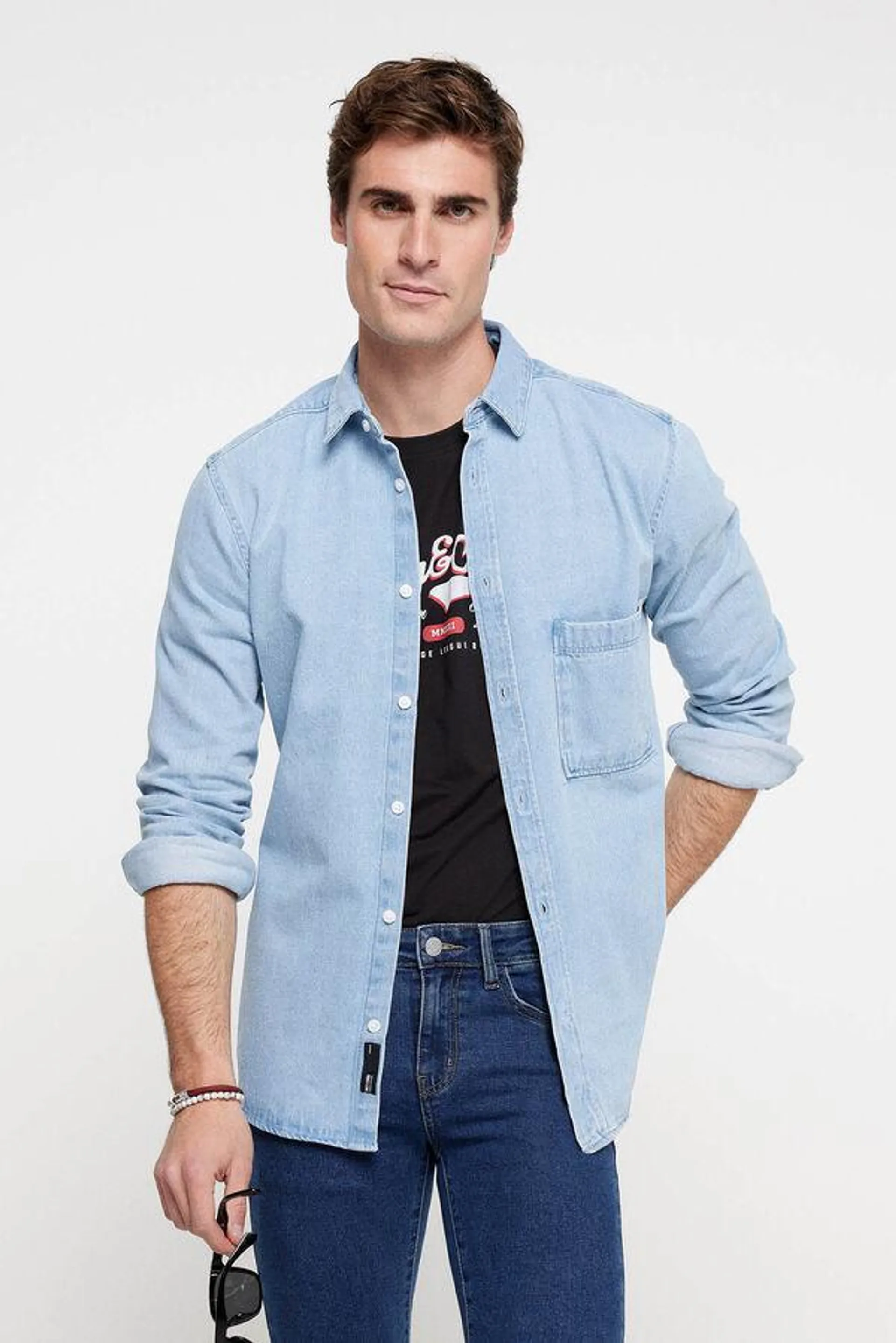 Camisa denim bolsillo