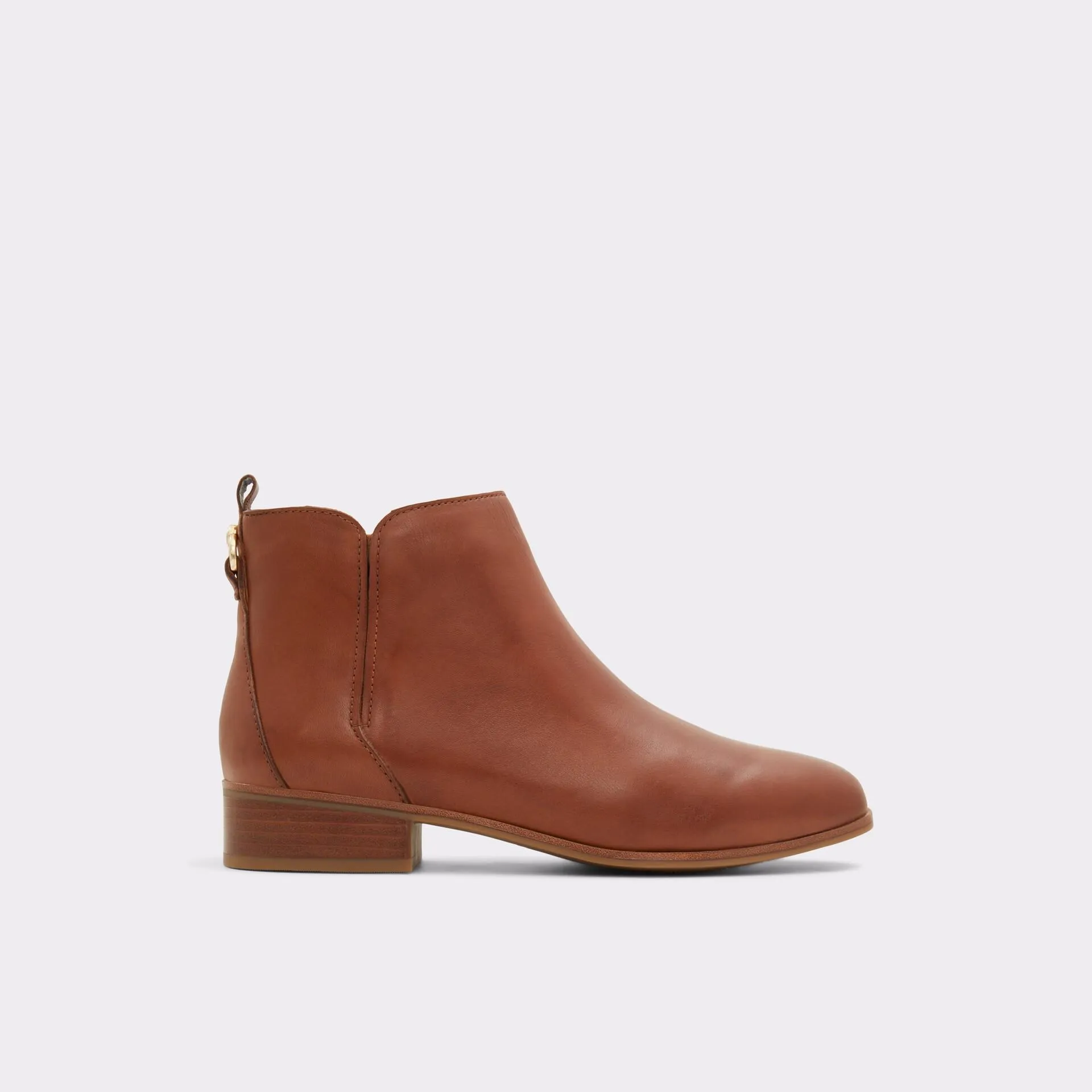 Botins rasos em pele cognac - VERITY