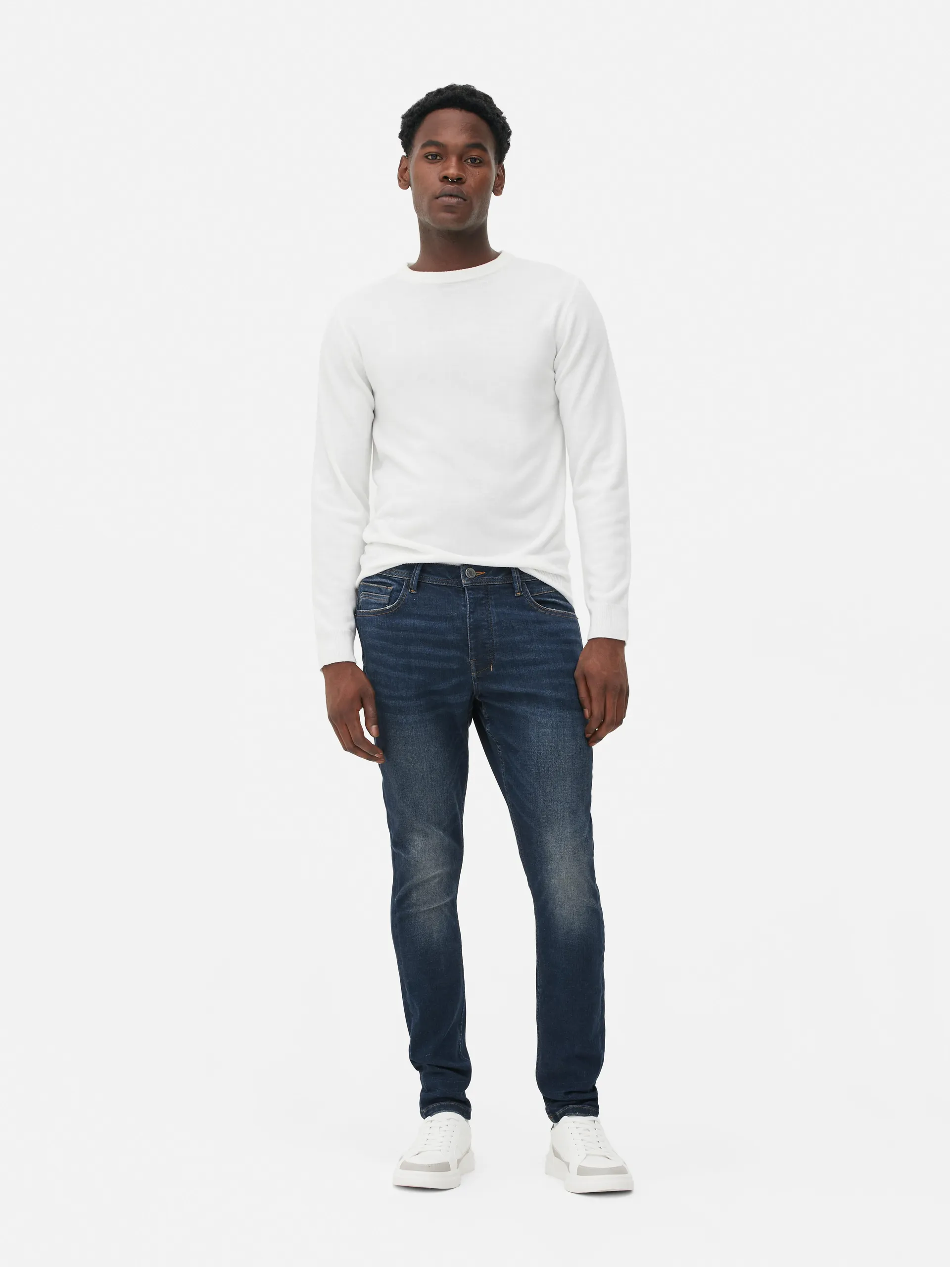 Slim-fit jeans