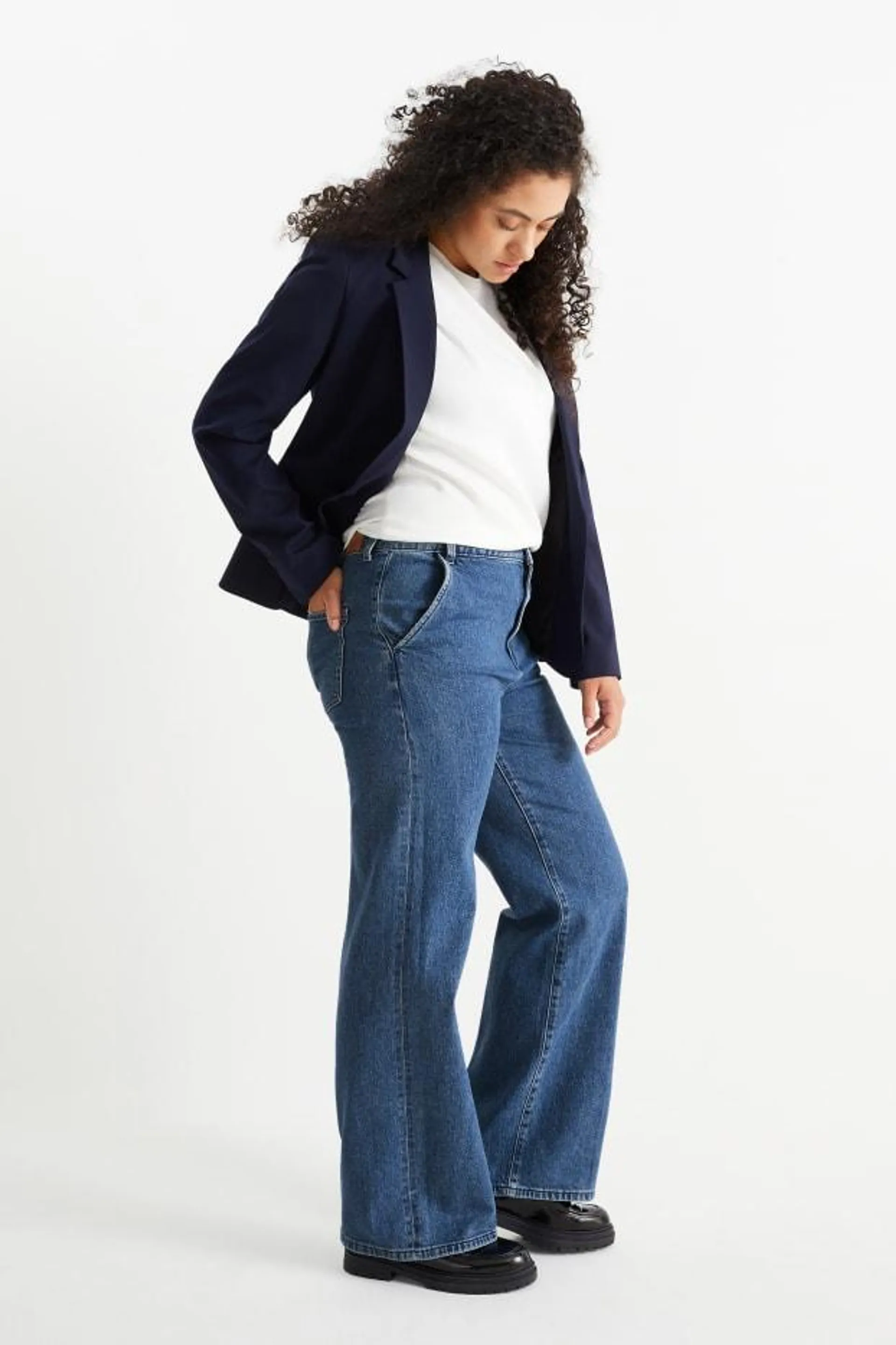 Wide leg jeans - high-rise waist- LYCRA®