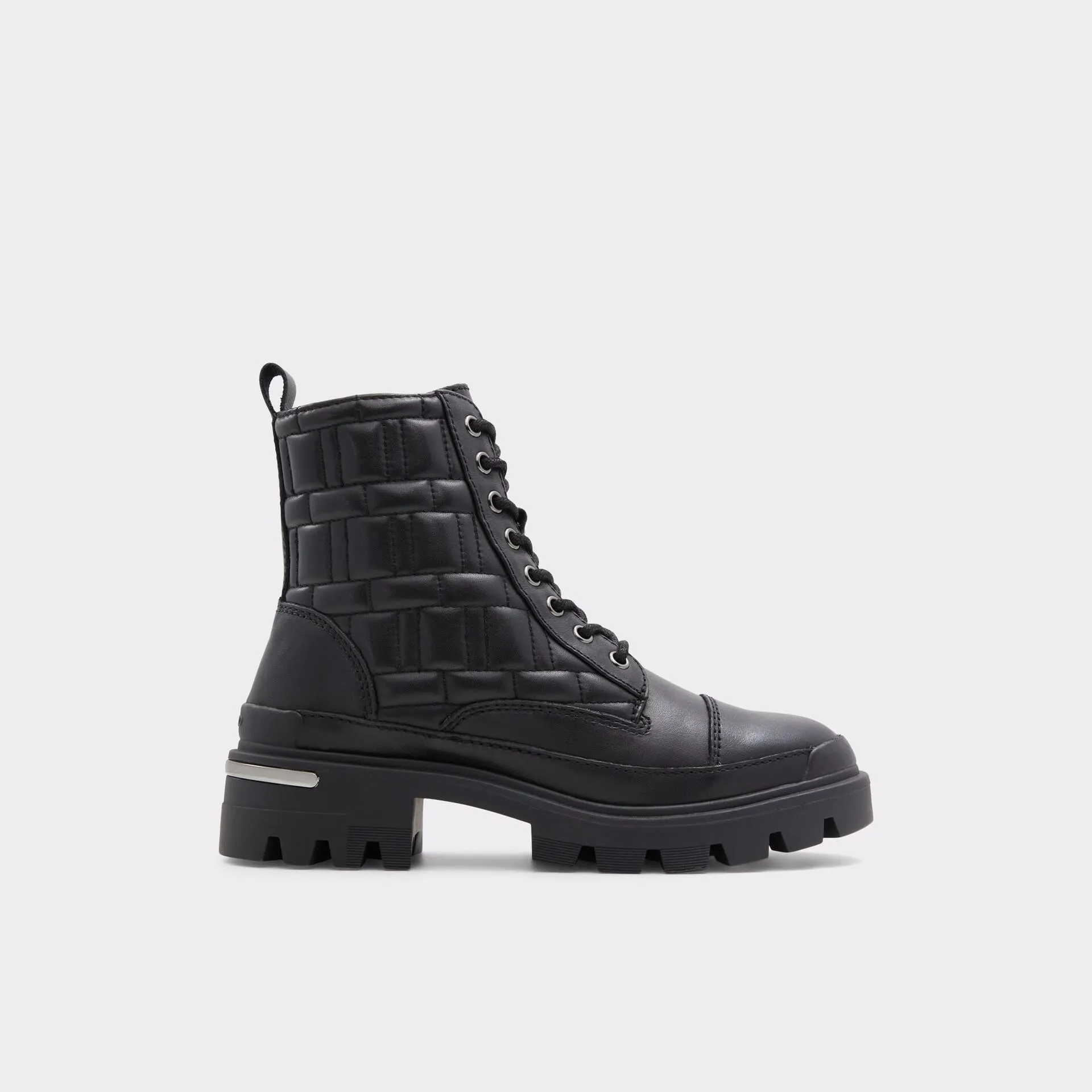 Botins rasos em pele preto - QUILT