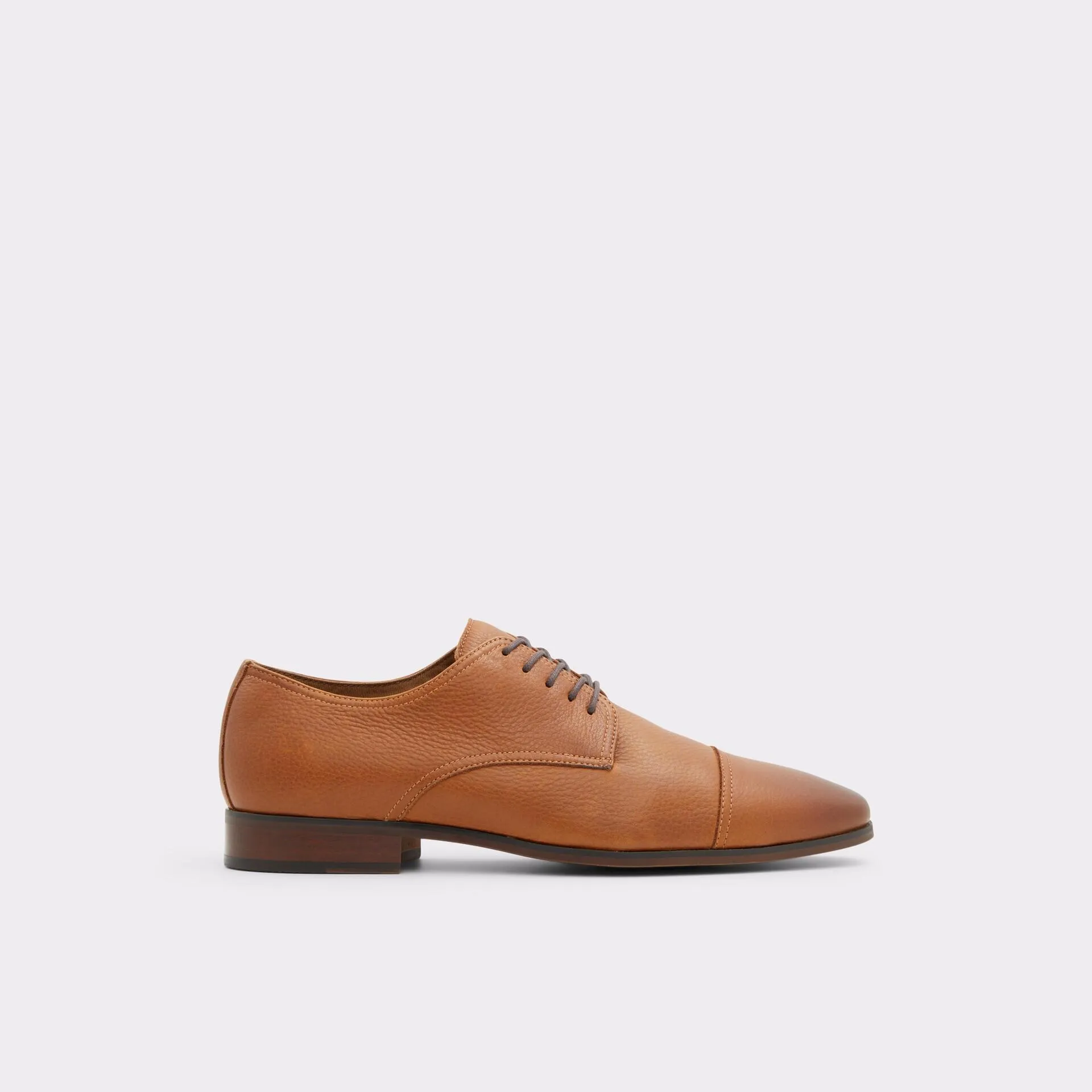 Sapatos clássicos em pele cognac - CUCIROFLEX