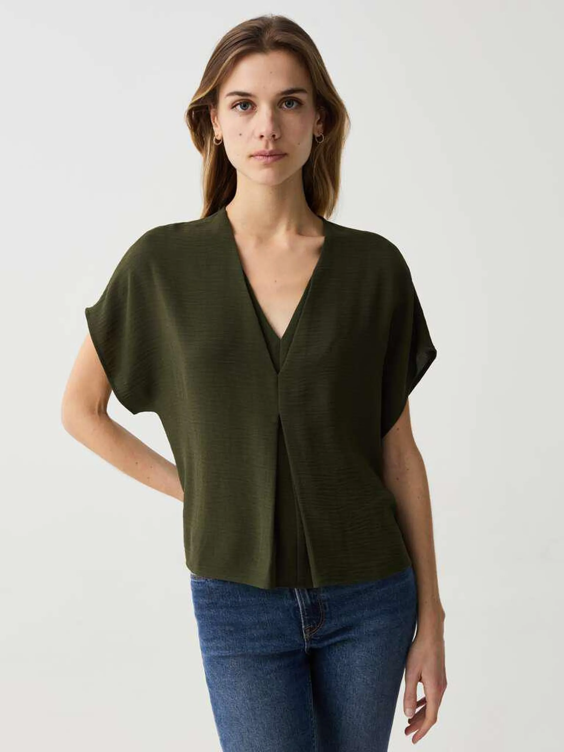 Moss Green Crinkle-effect blouse with V neck
