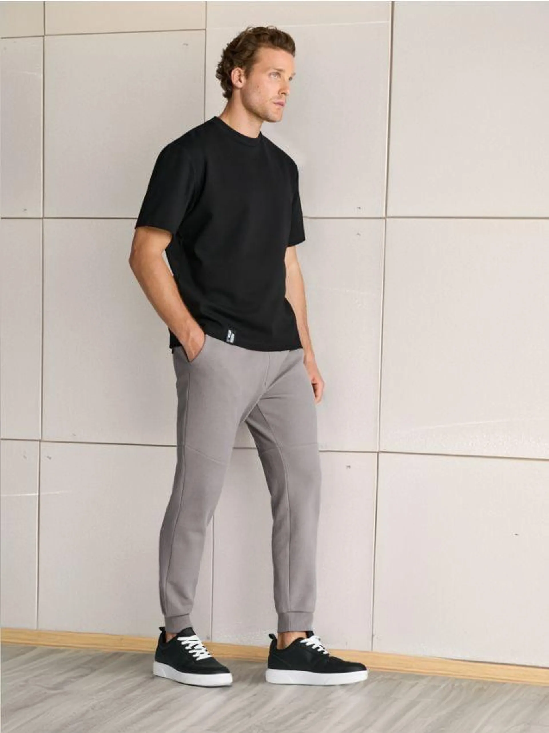 Pantaloni sport