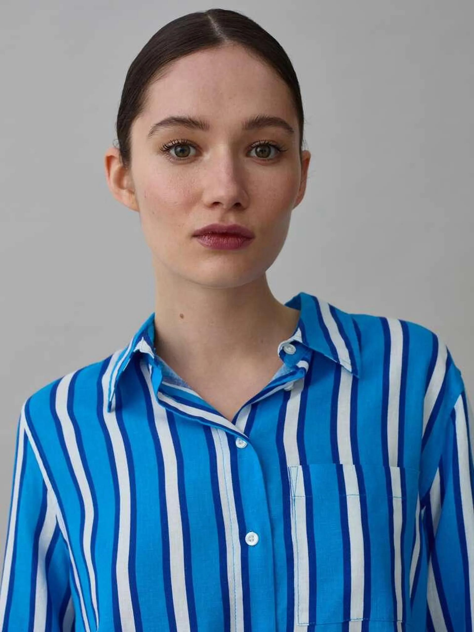 White/Blue Striped shirt in linen and viscose