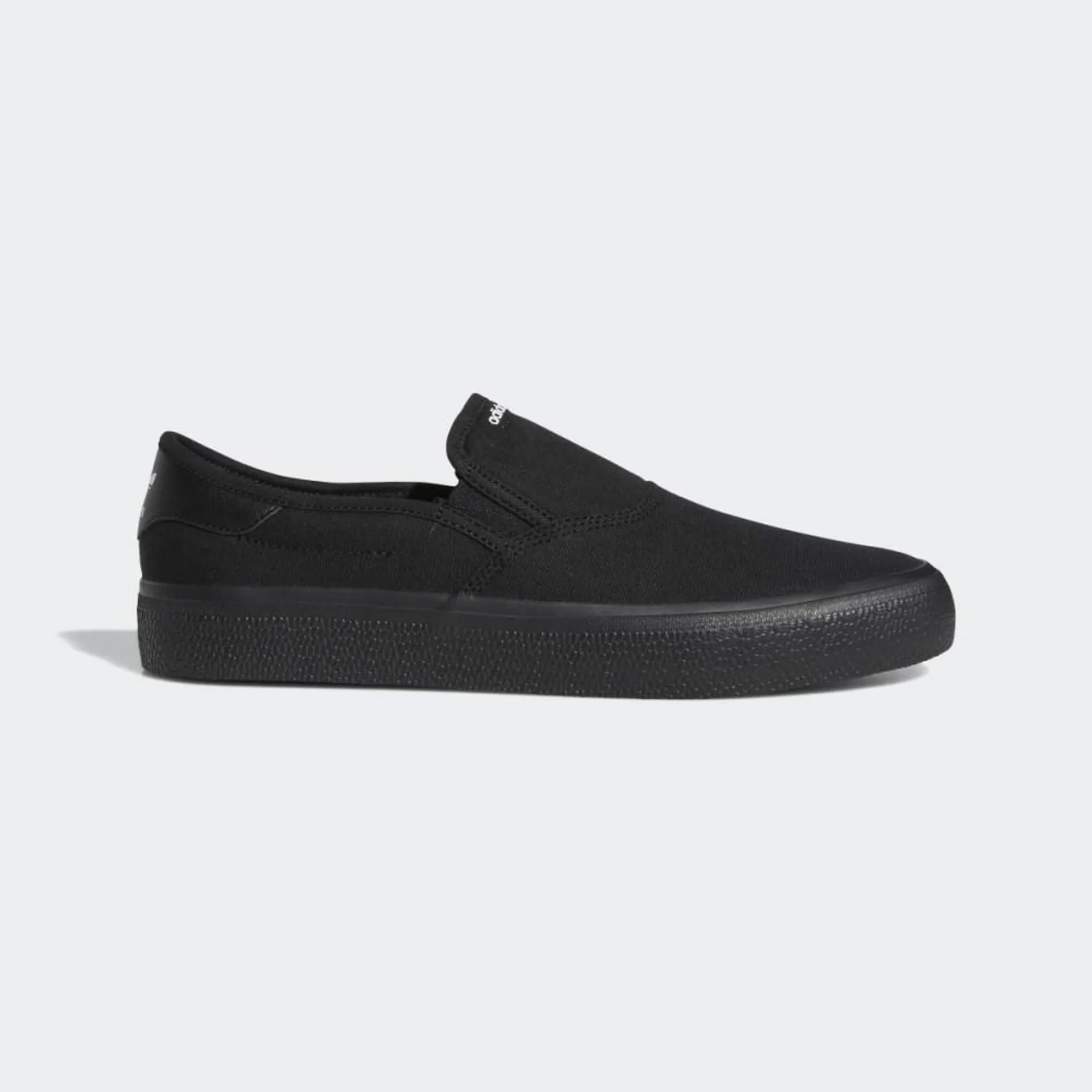 Adidasi Originals Barbati Adidas 3MC Slip-on Negrii/Negrii/Albi