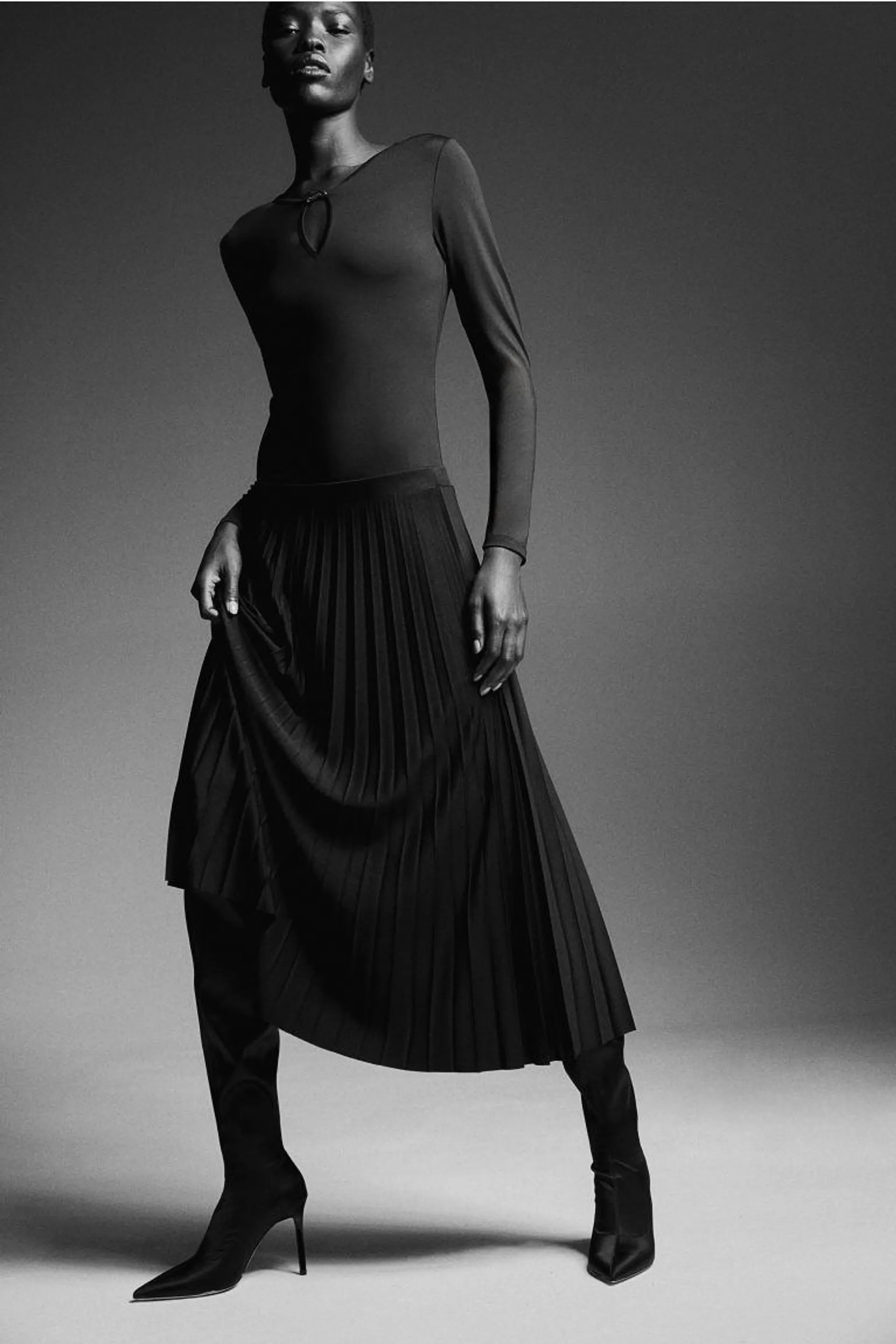 Pleated skirt