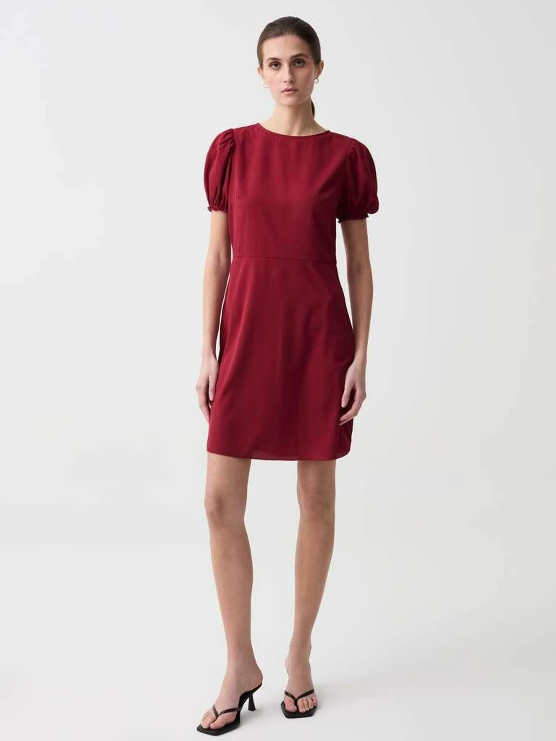 Claret Red Short dress with puff sleeves