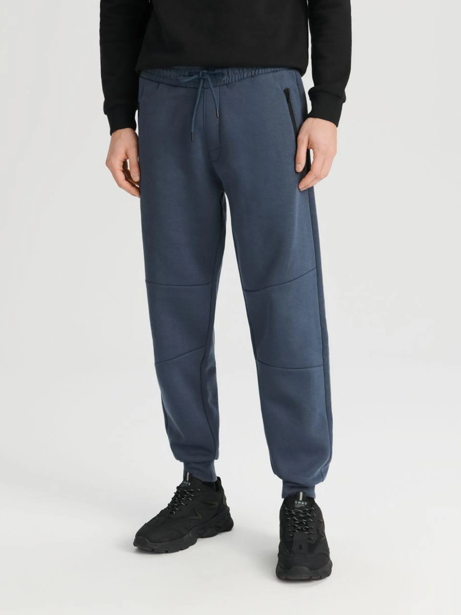 Pantaloni sport jogger