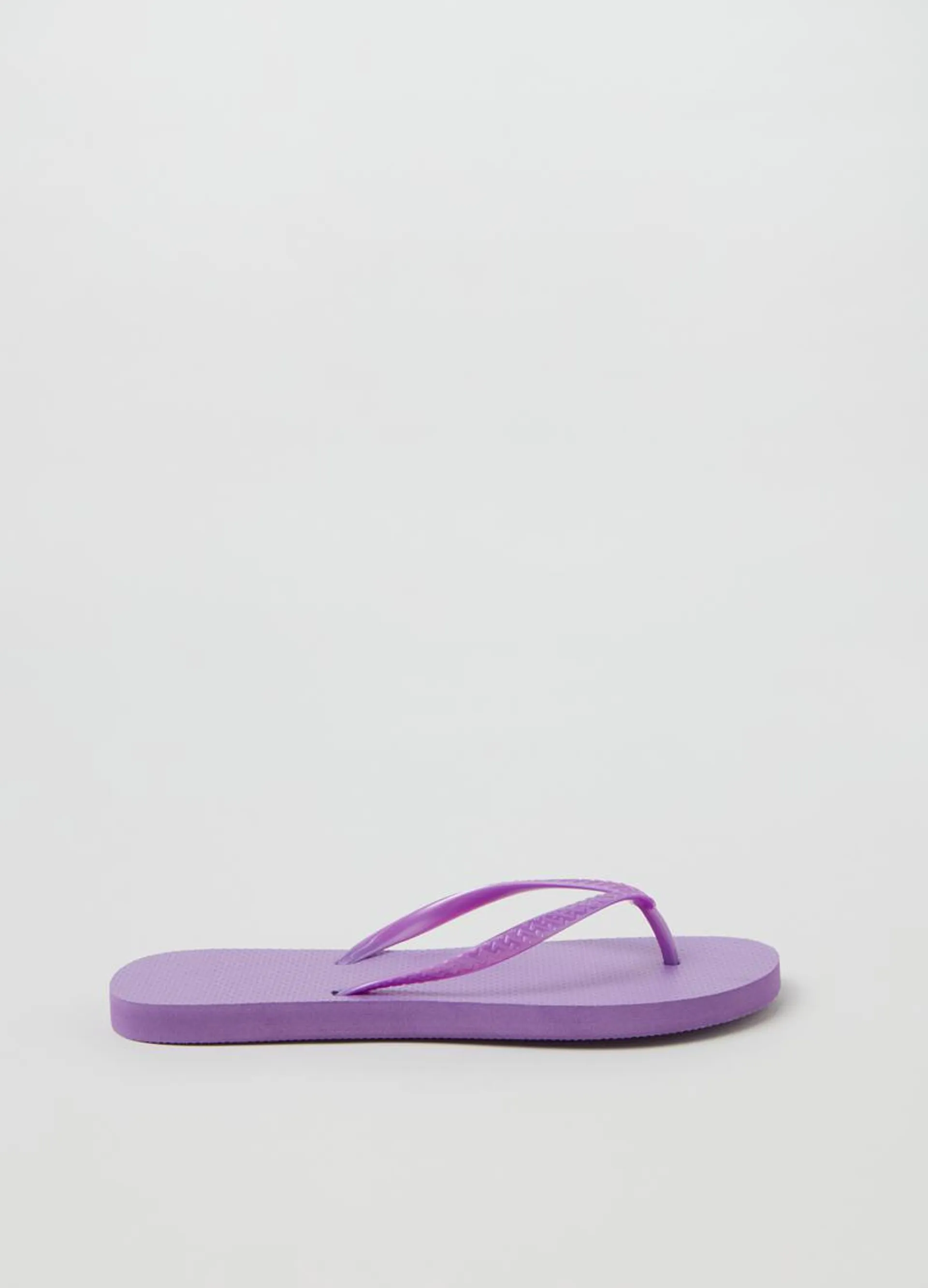 Solid colour thong sandals