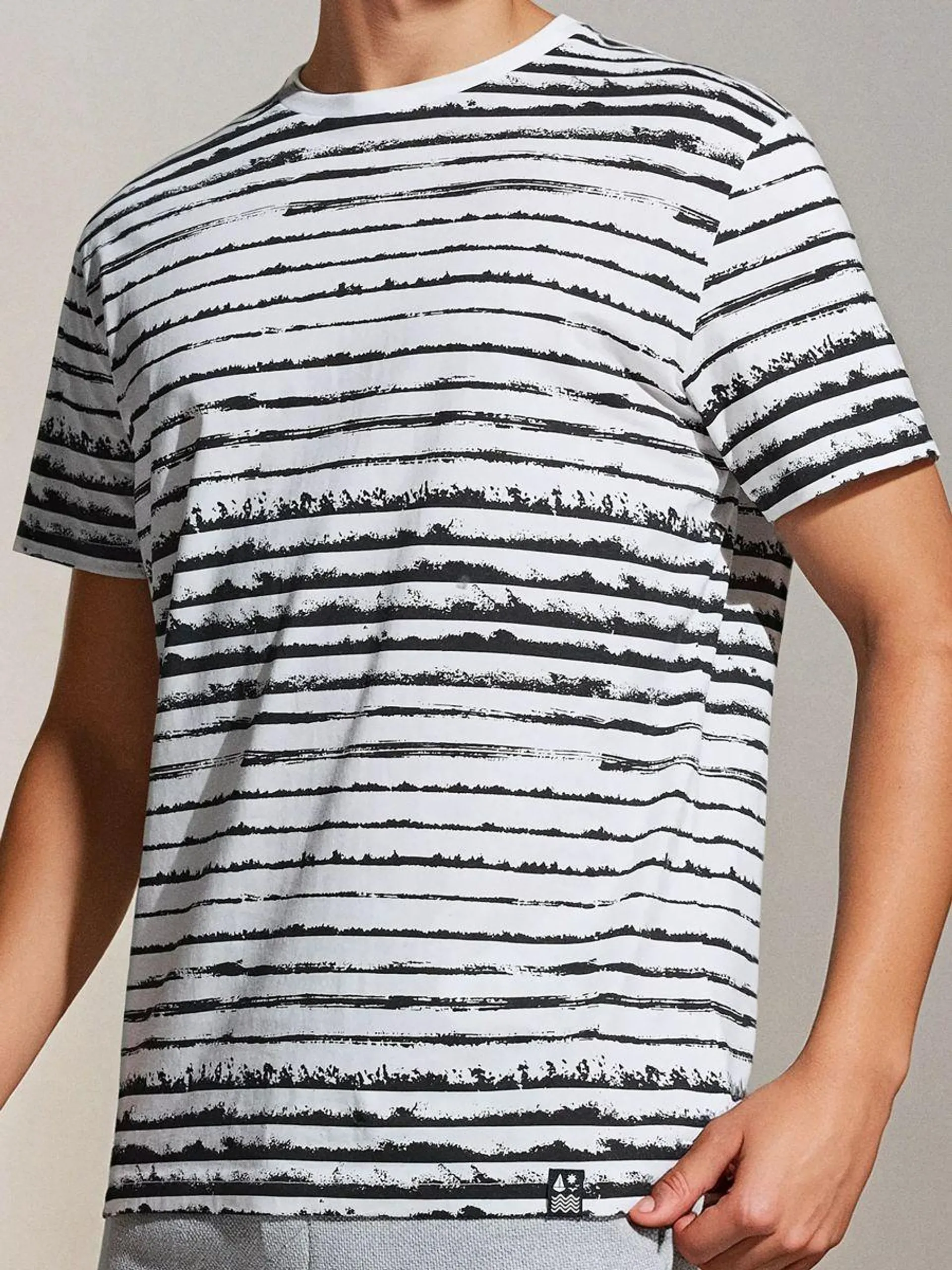 Tricou cu imprimeu integral