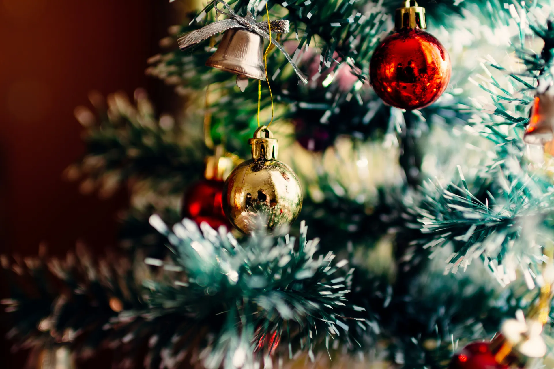 Économies saisonnières : maîtriser l'art des achats de Noël au Canada