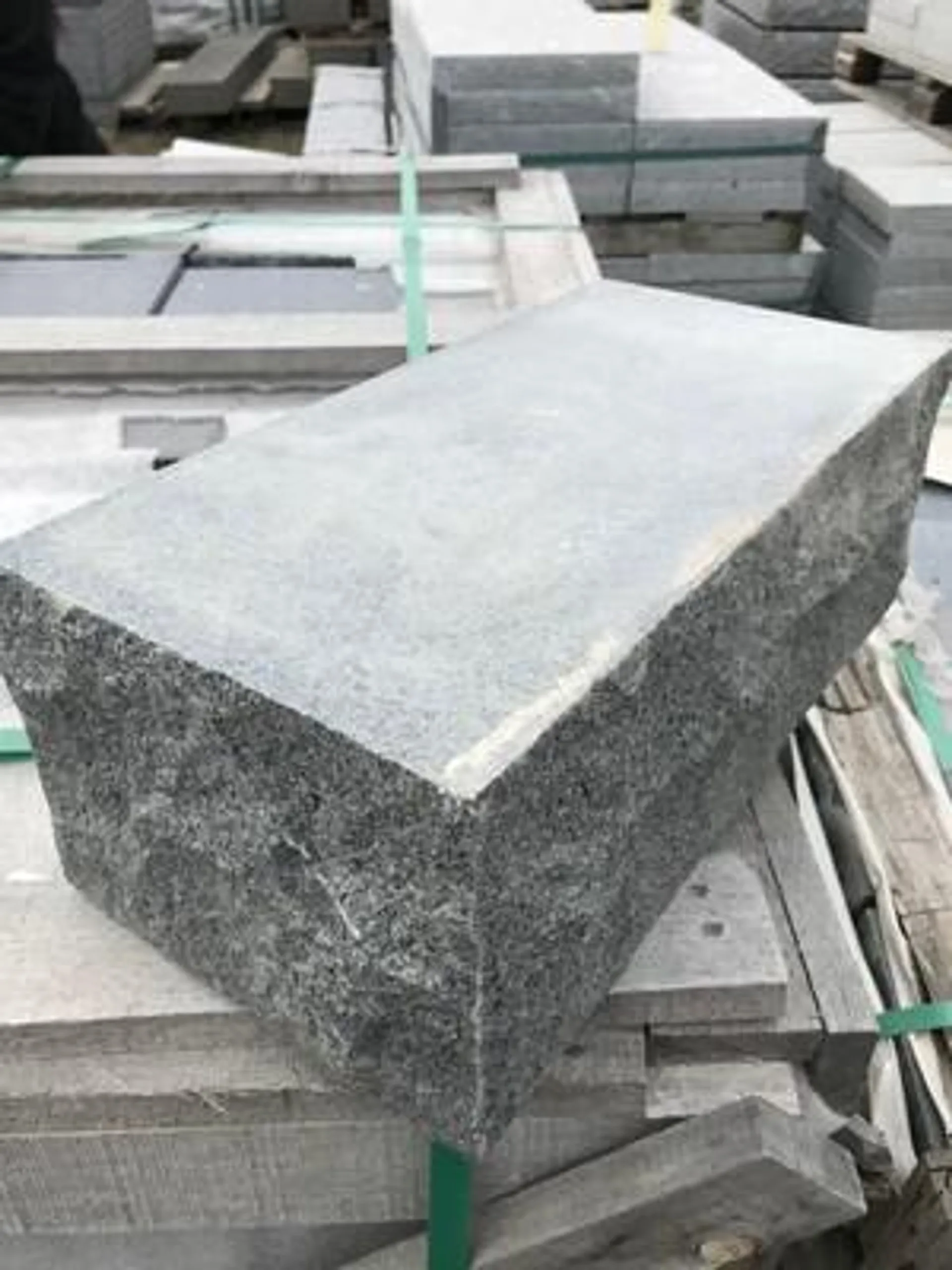 Parti Granit murblock 90x70x15 cm - 6 st