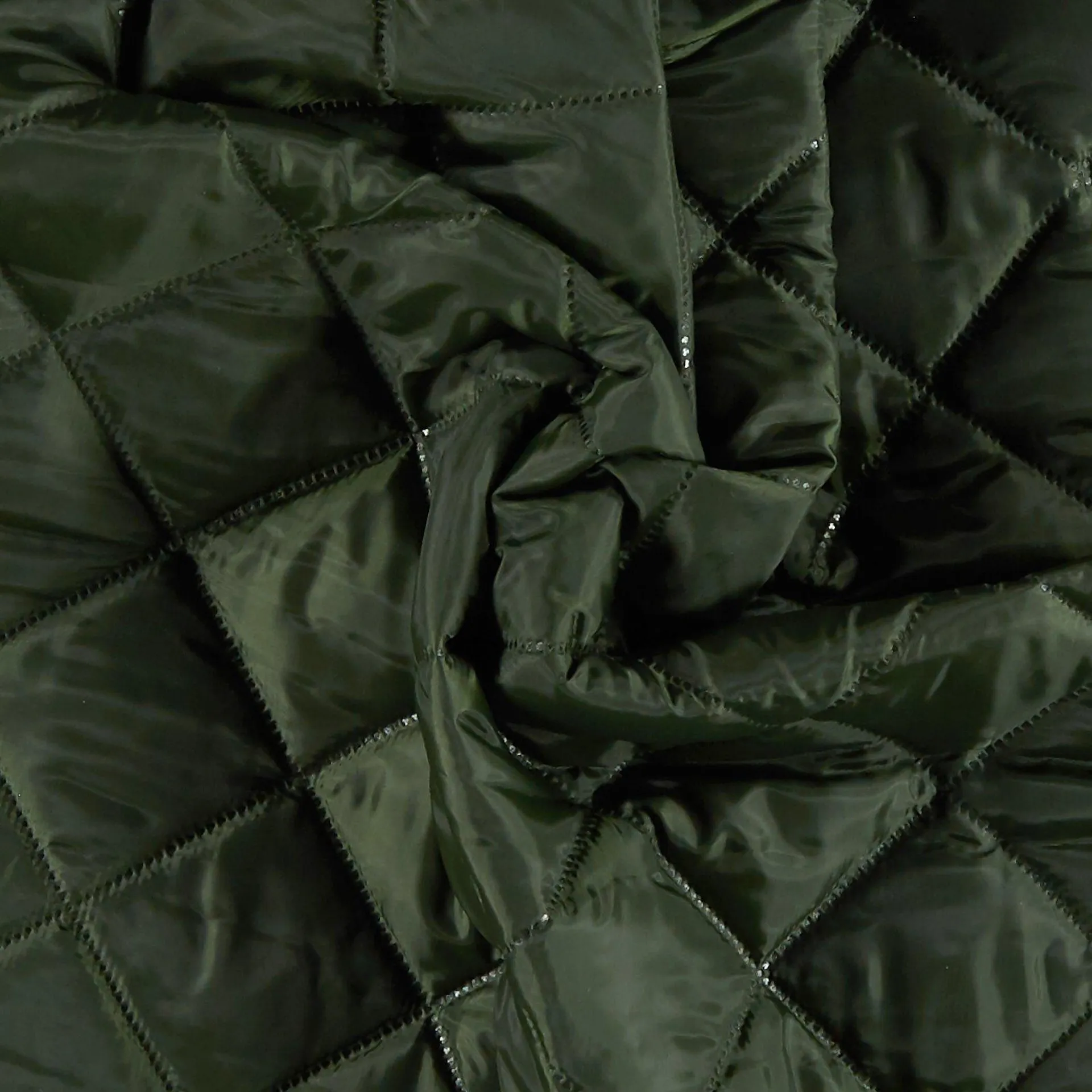 Thermo quilt, oliv m foder punktsvetsad