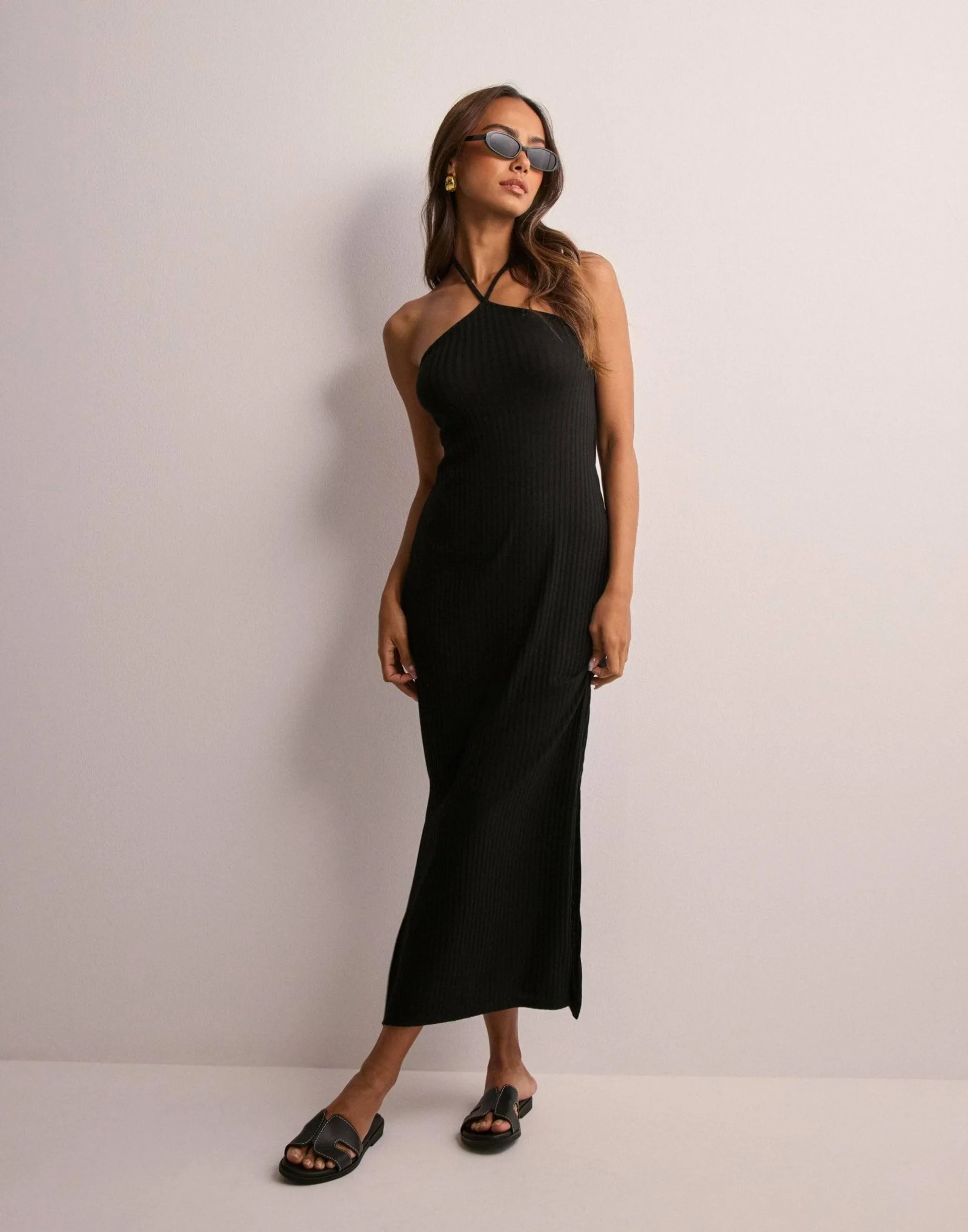 PCALICIA SL LONG HALTER NECK DRESS