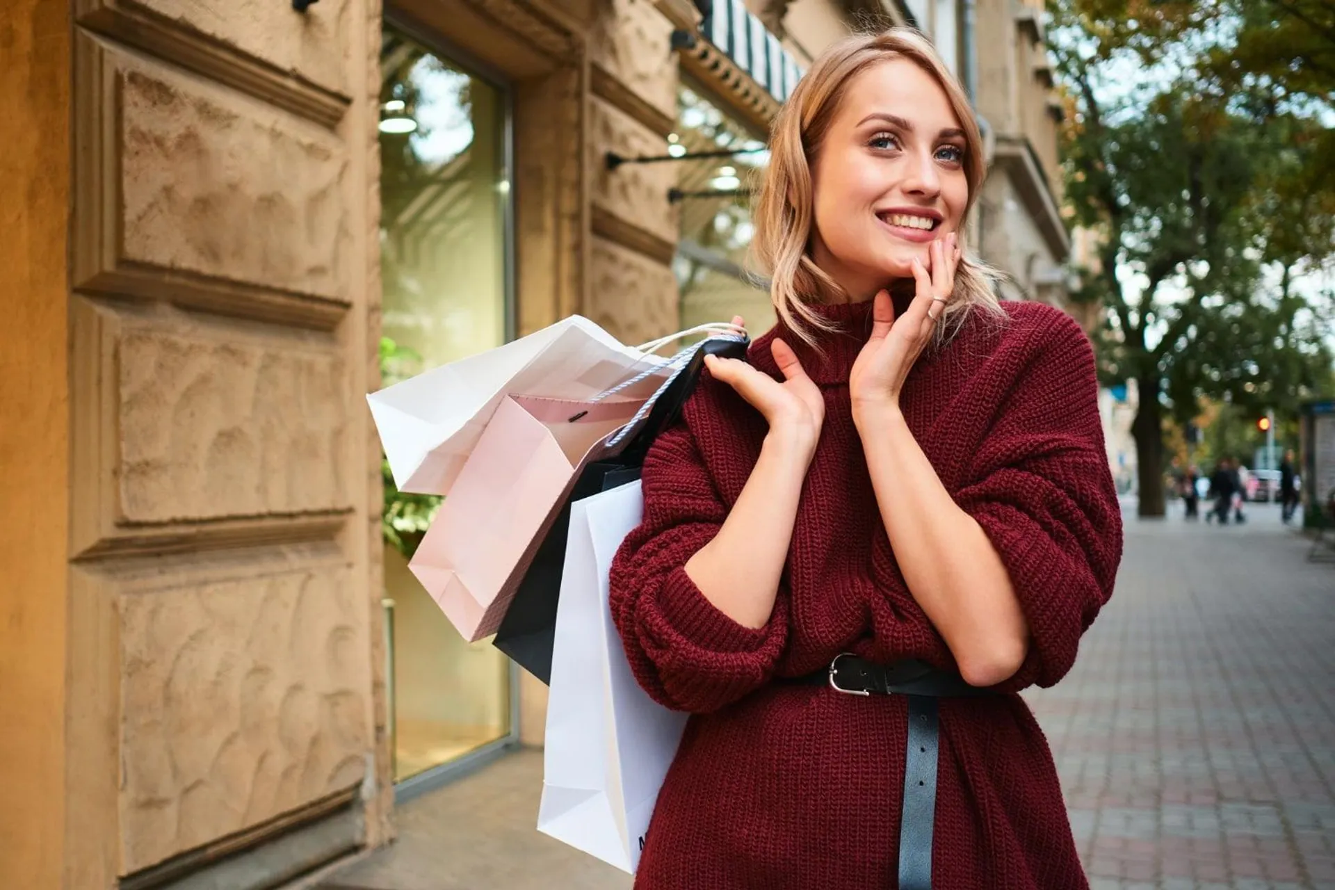 How to Keep Your Wardrobe Stylish on a Budget