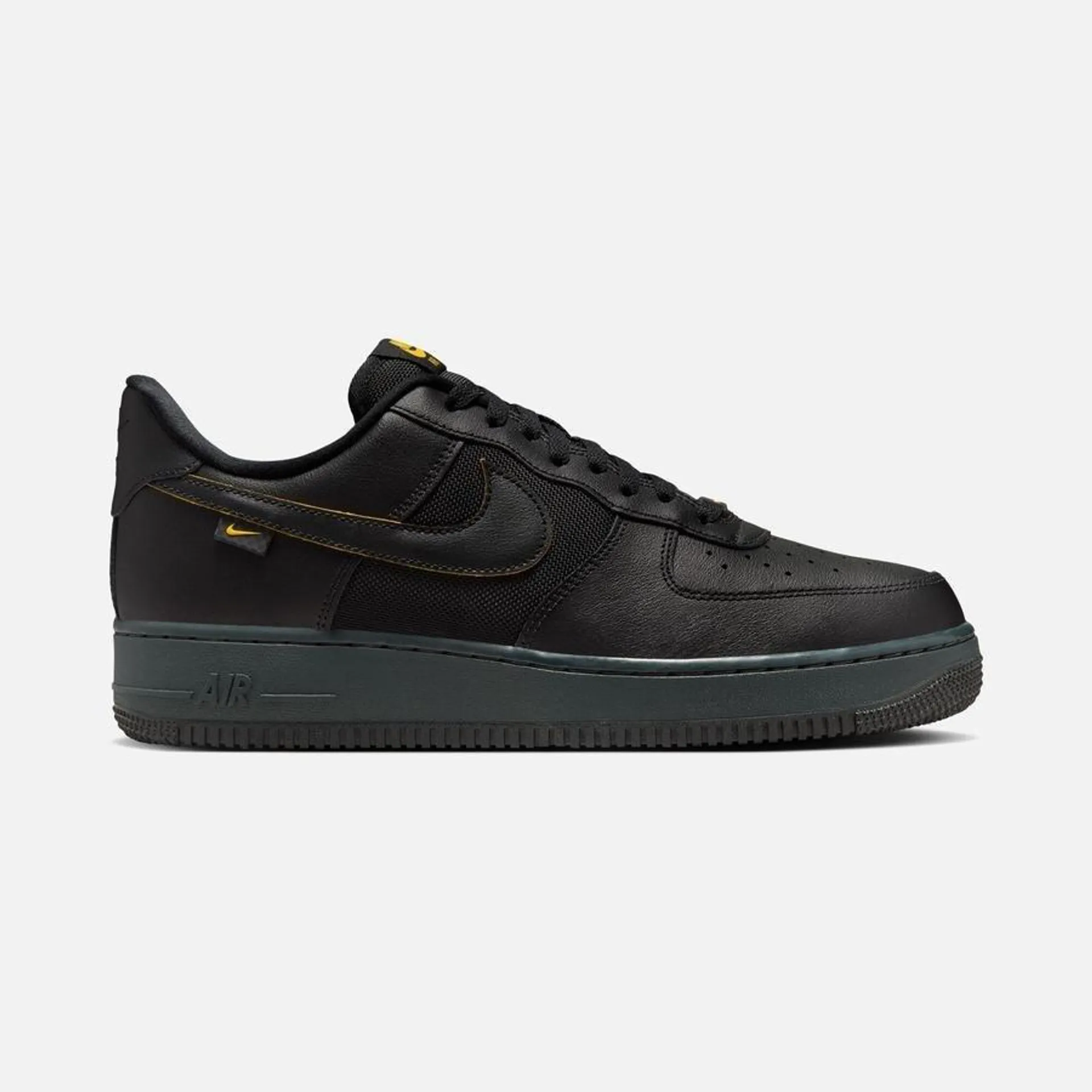 Nike Air Force 1 '07 SP24 Erkek Spor Ayakkabı