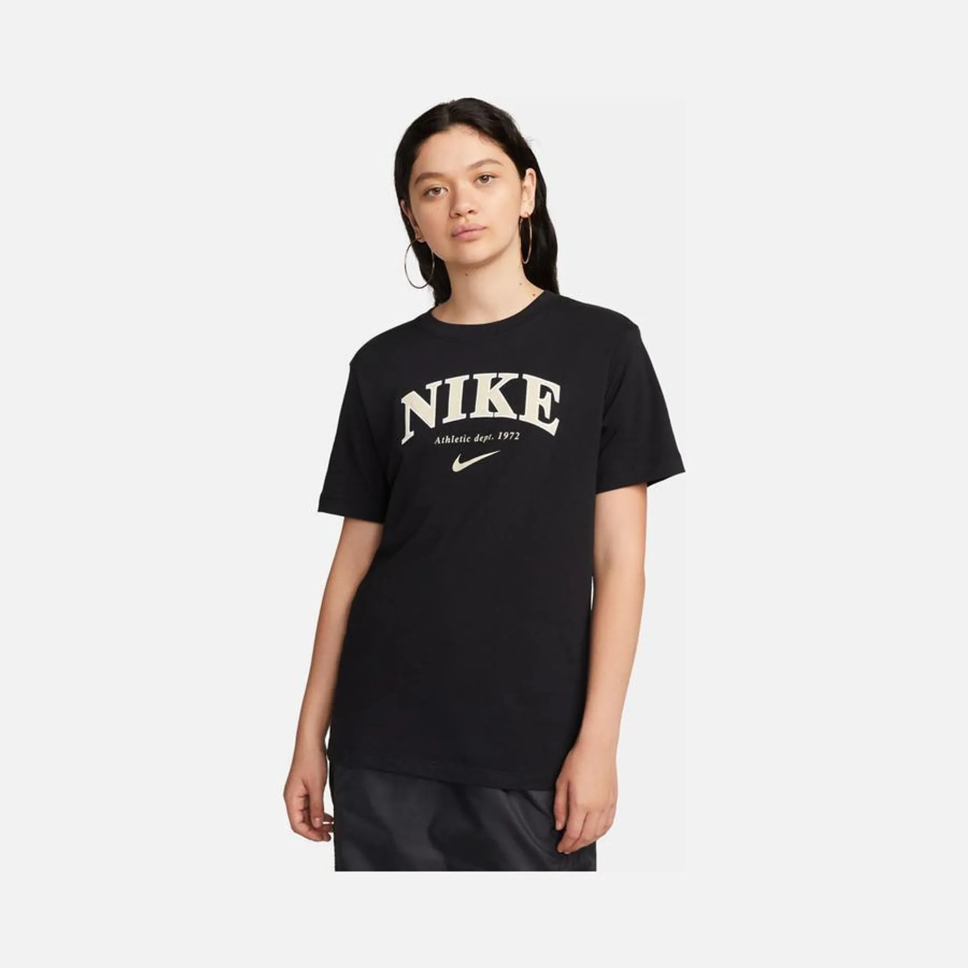 Nike Sportswear Phoenix Printed Boyfriend Short-Sleeve Kadın Tişört