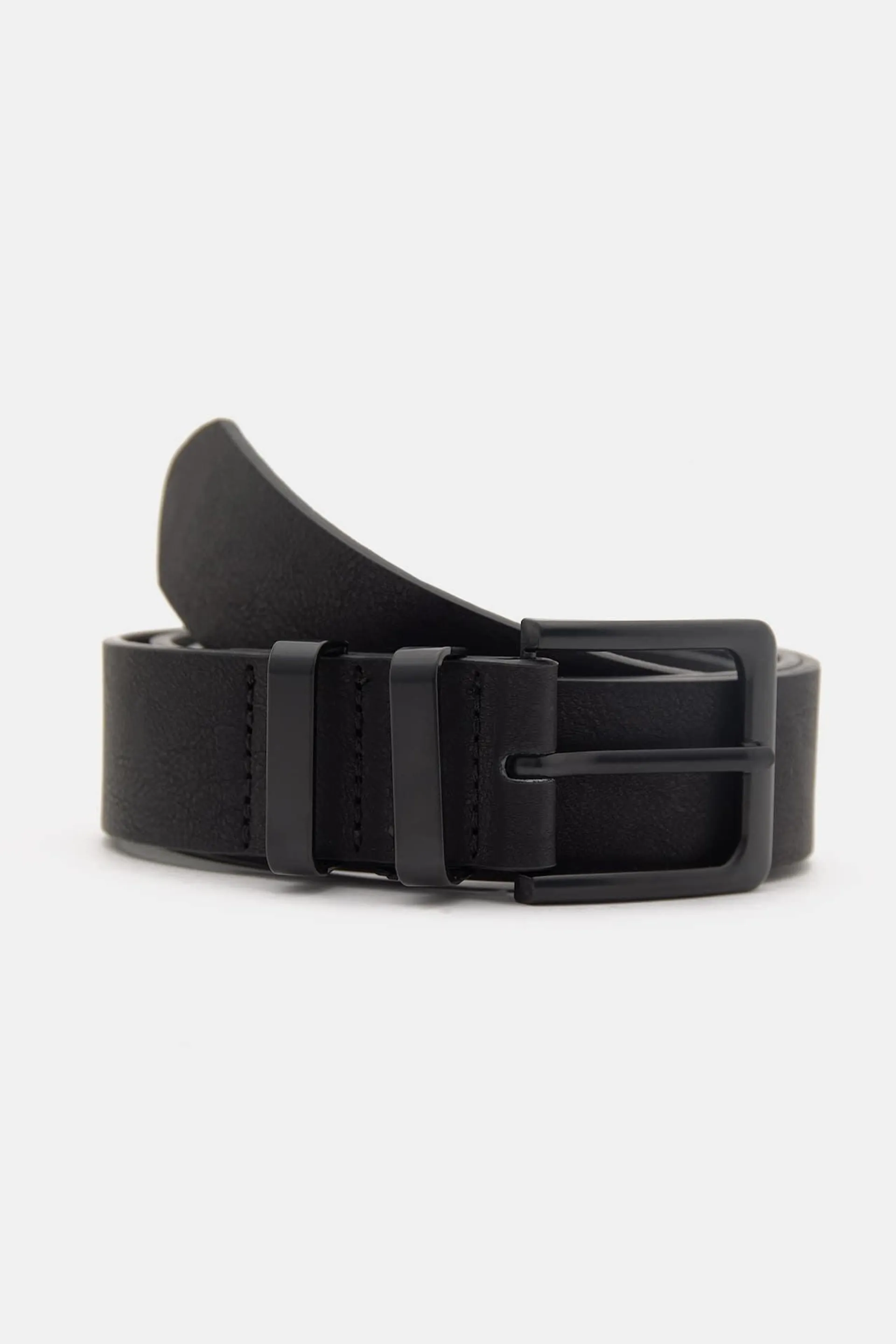 BLACK BELT WITH METALLIC BUCKLE