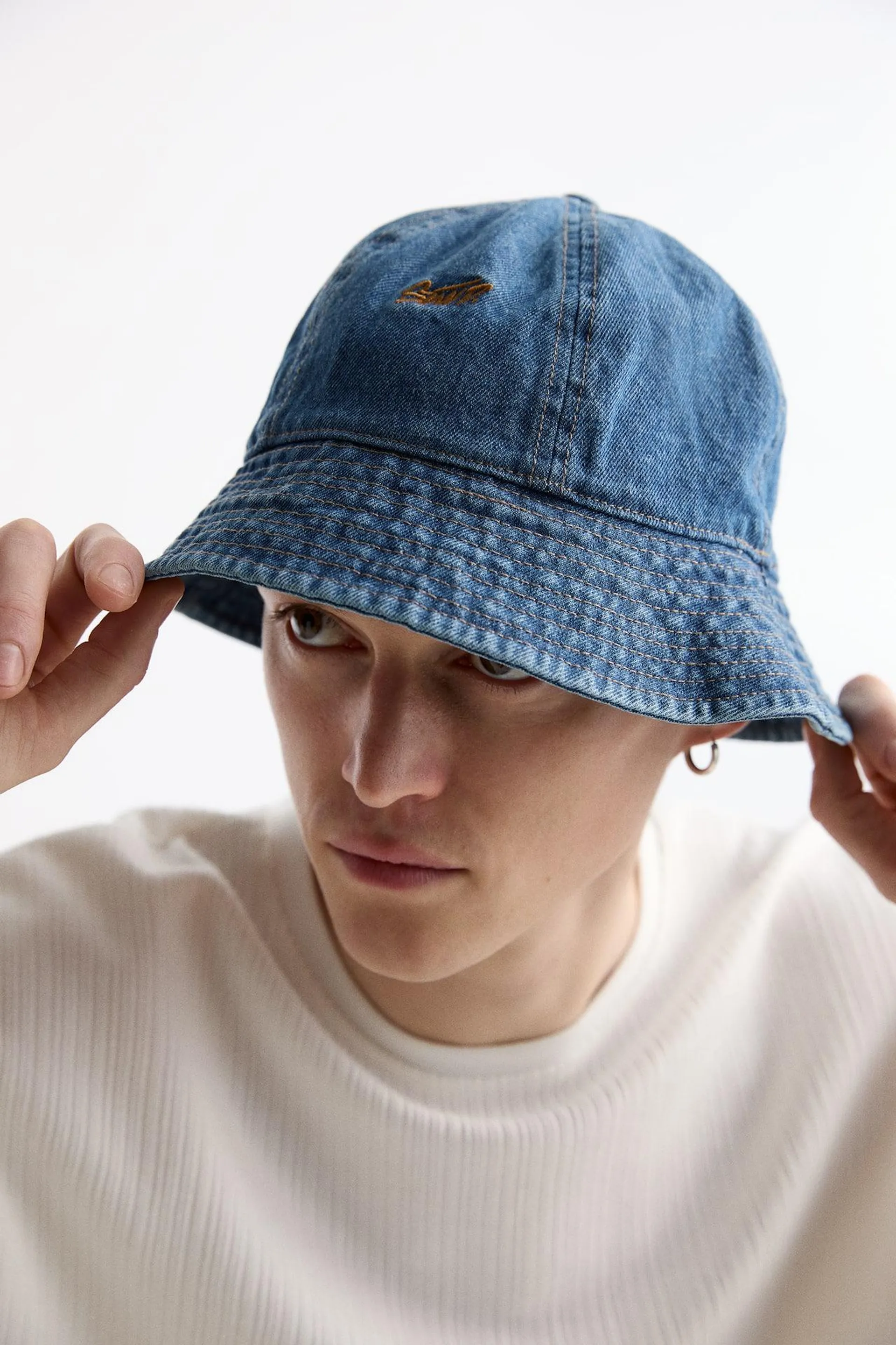 STWD denim bucket hat