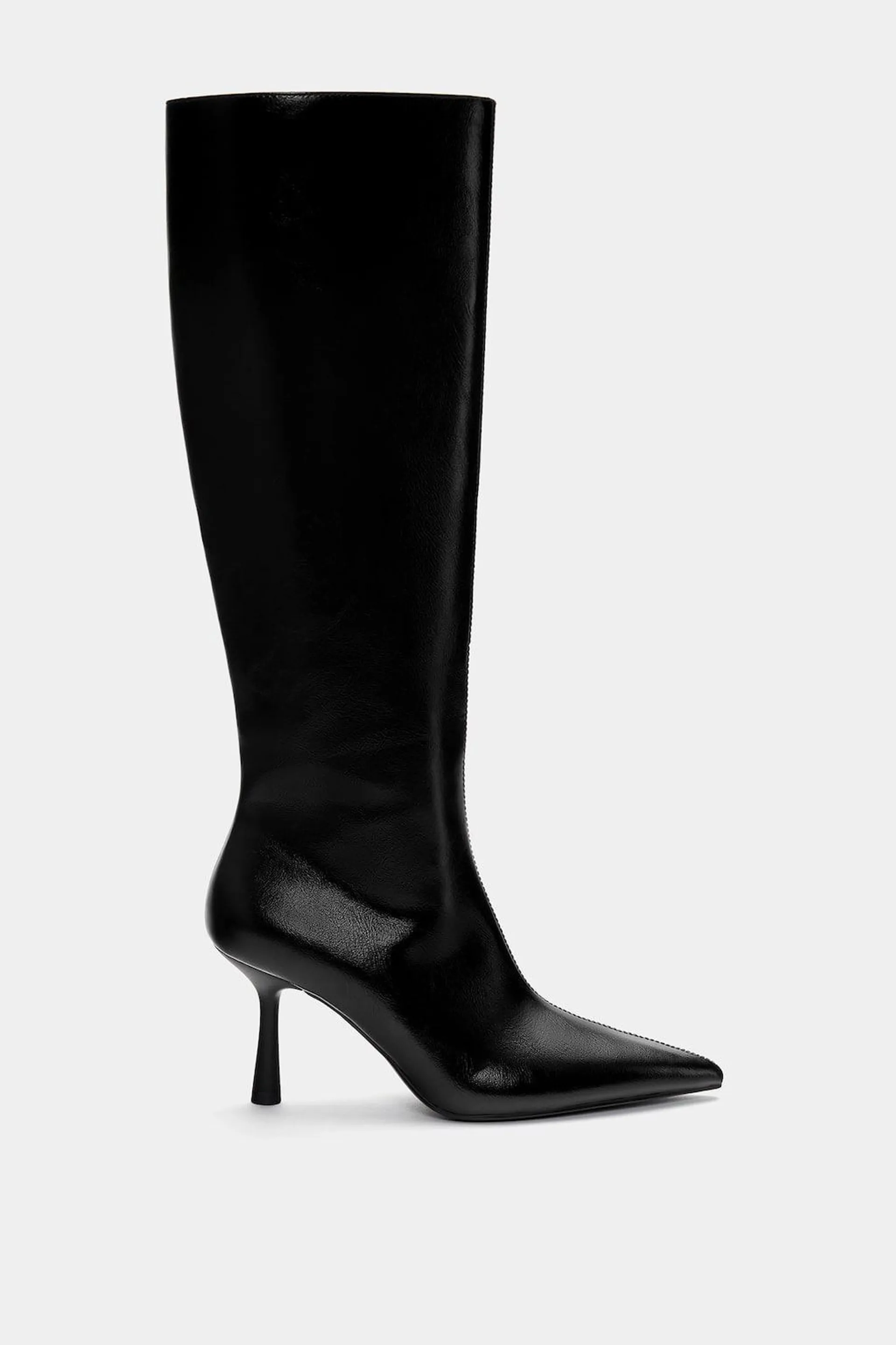 HIGH-HEEL BOOTS WITH POINTED TOES
