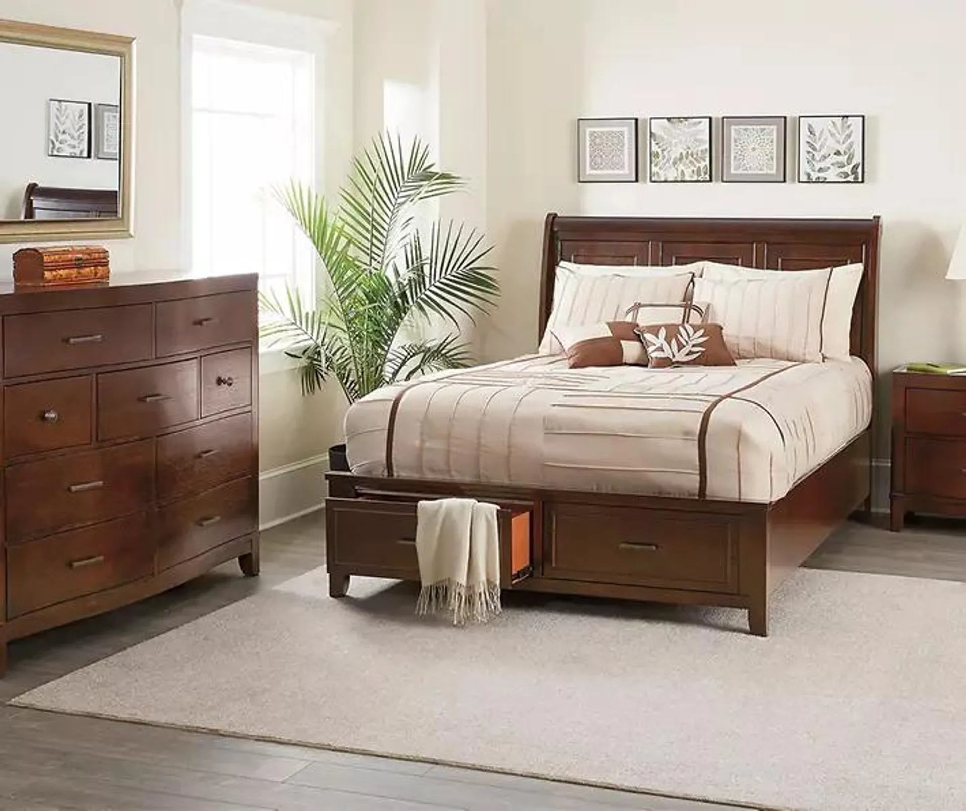 Manoticello Queen Bedroom Collection