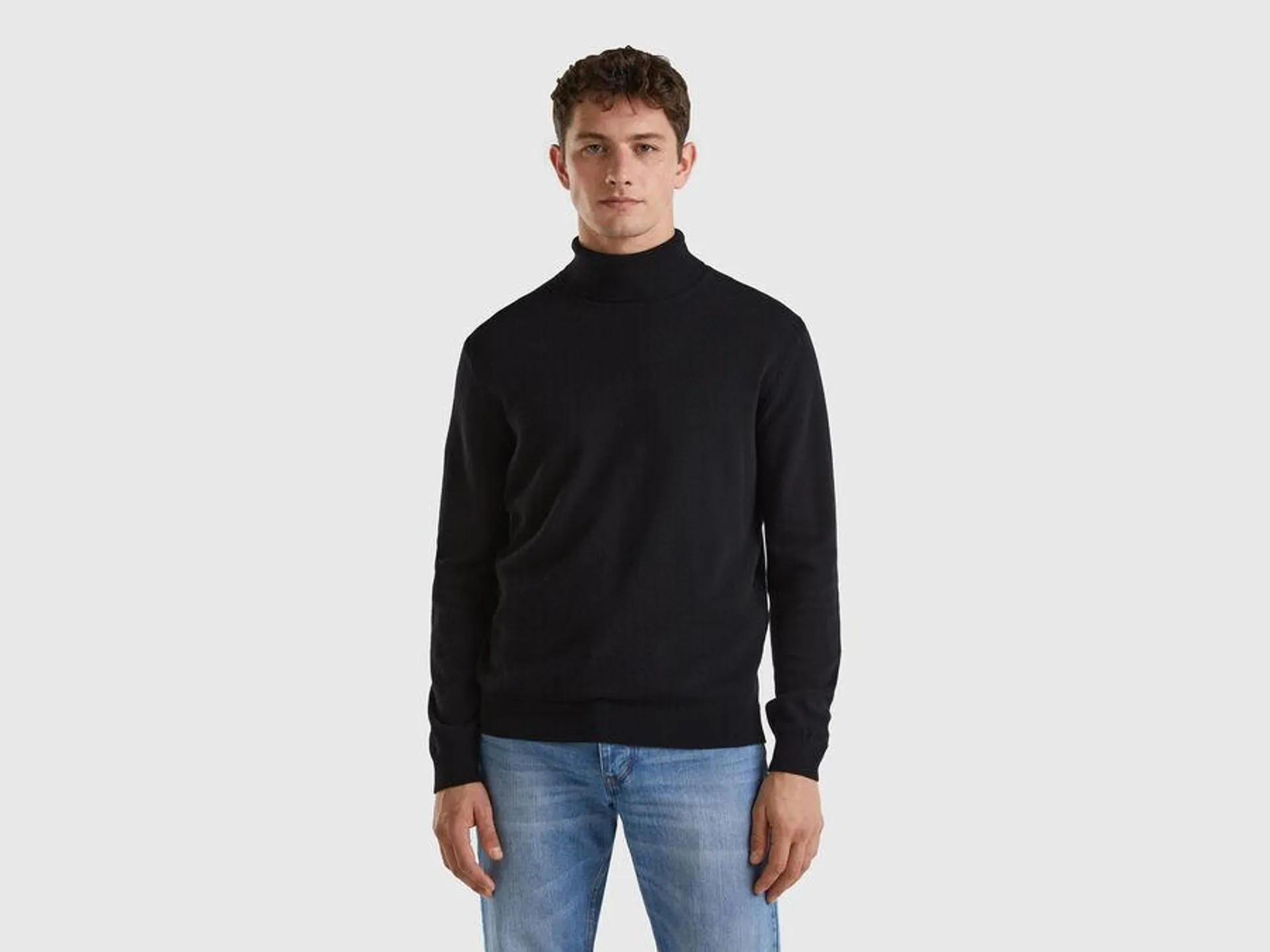 Black turtleneck in pure Merino wool